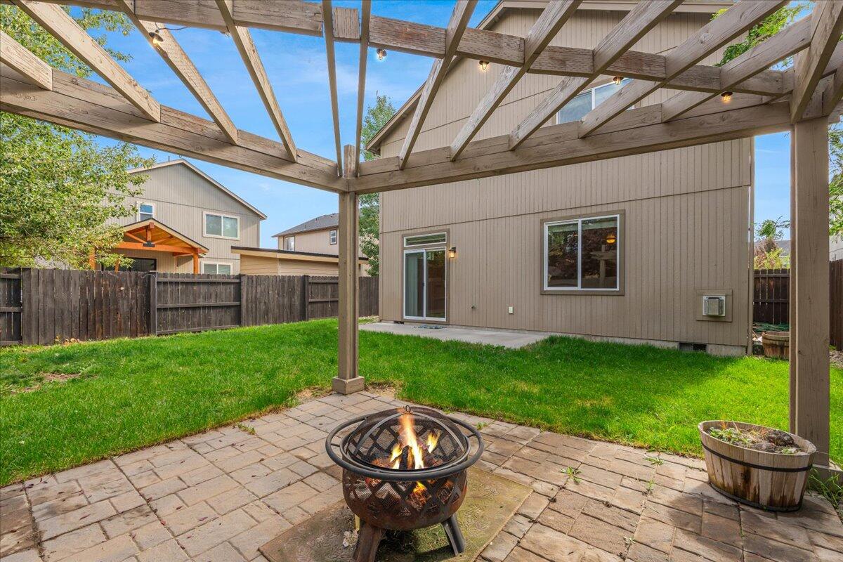 61131 Brown Trout Place