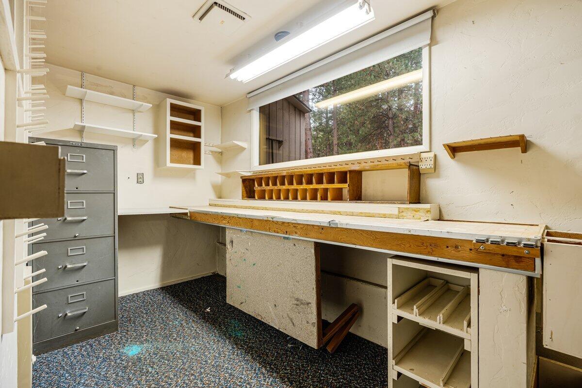 4059 NW Lower Village Road