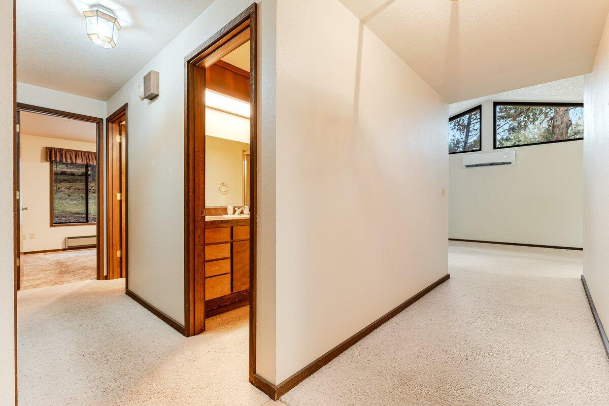 4059 NW Lower Village Road