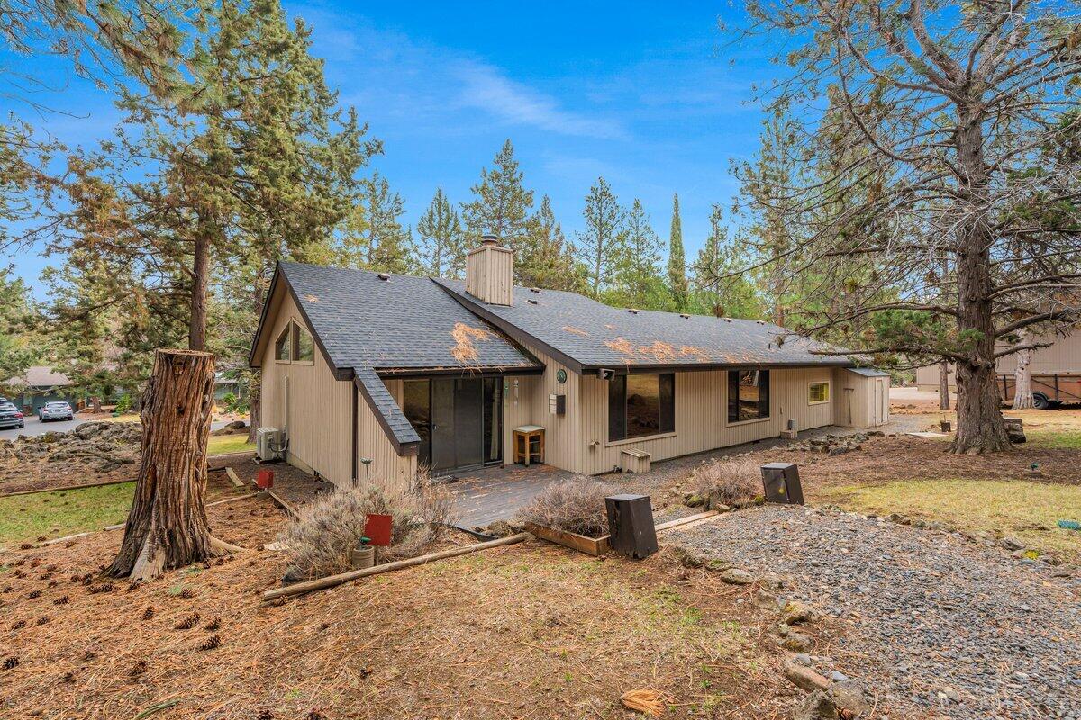 4059 NW Lower Village Road