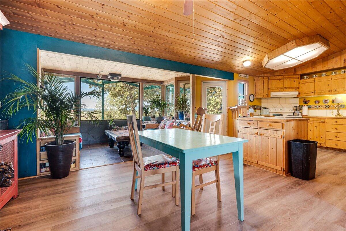 12400 SW Peninsula Drive
