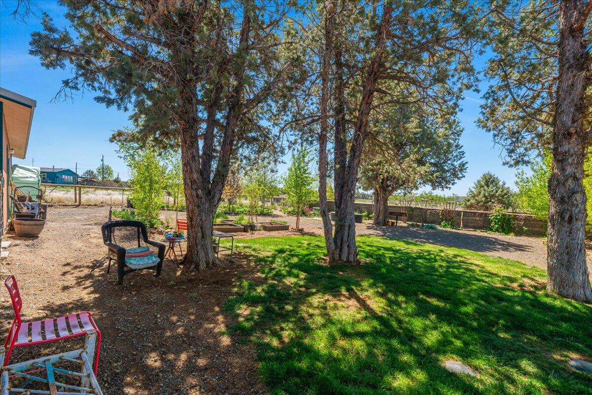 12400 SW Peninsula Drive