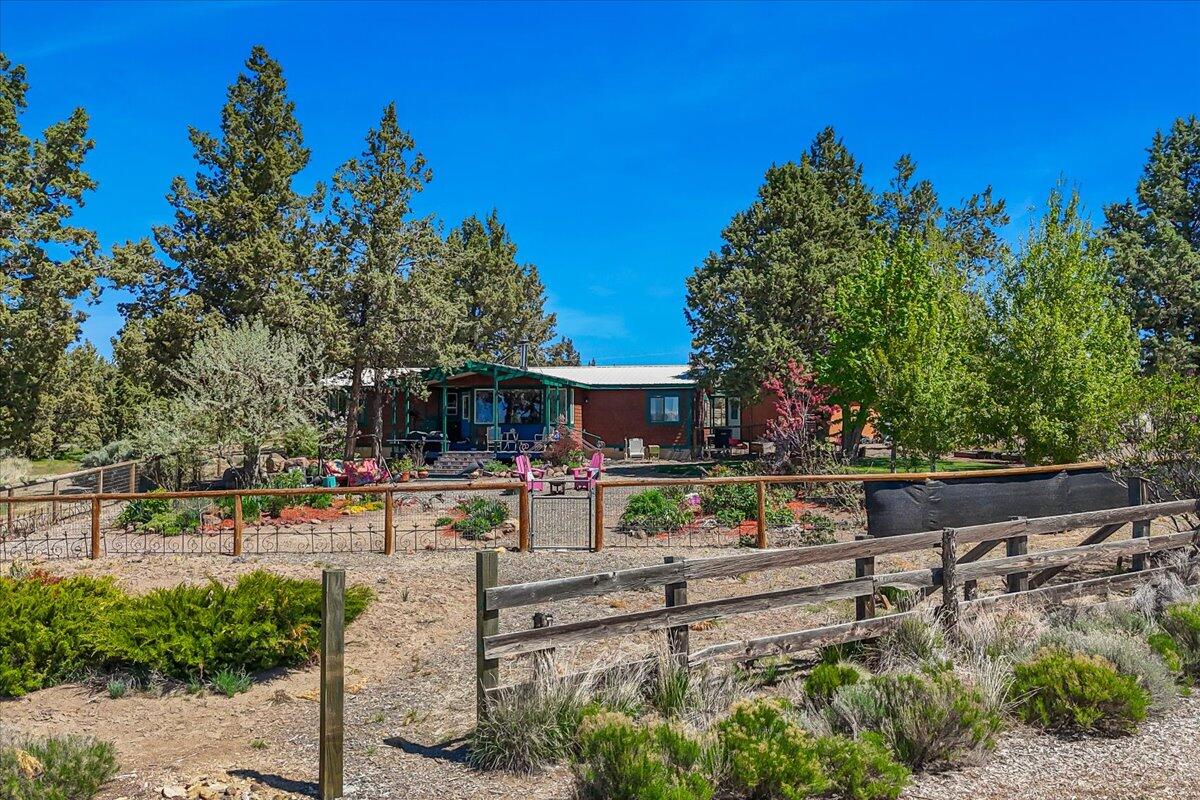 12400 SW Peninsula Drive