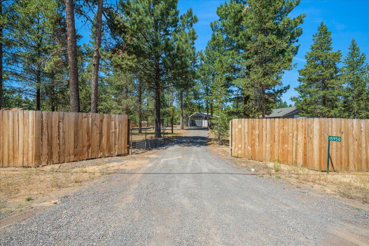 15950 Sparks Drive