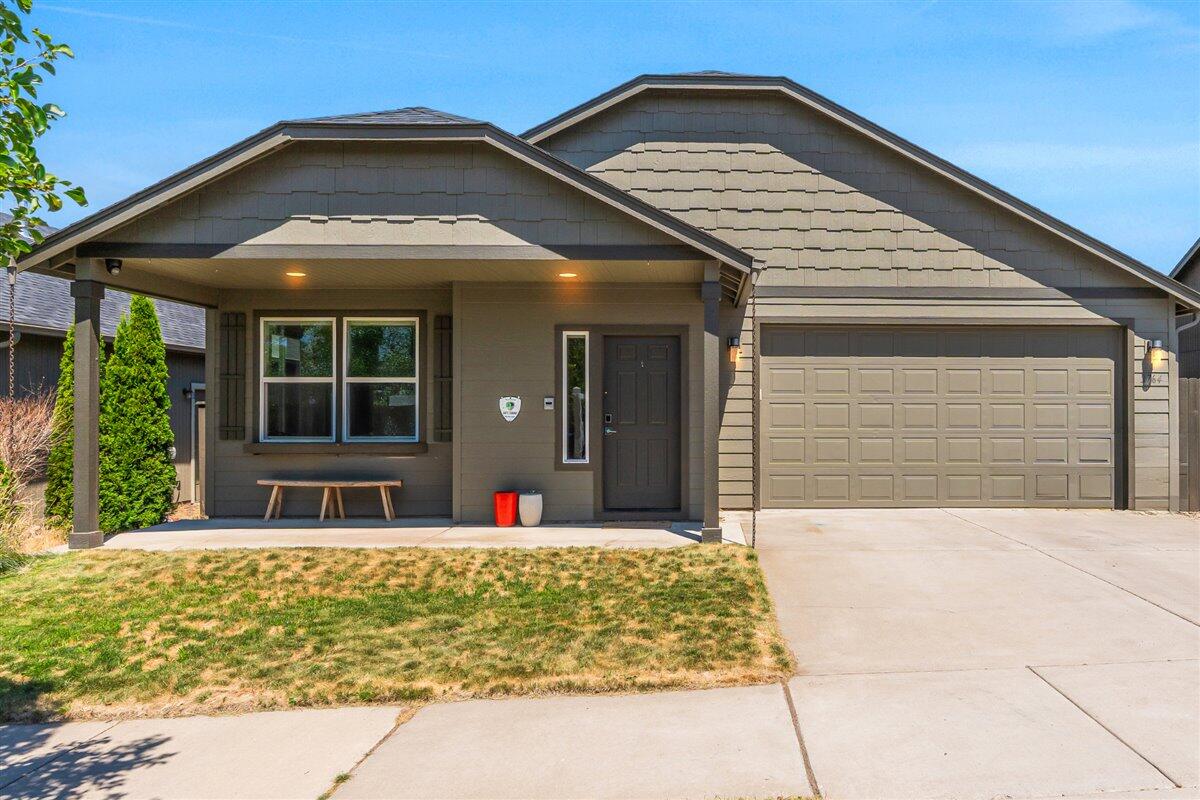 2764 NE Spring Water Place