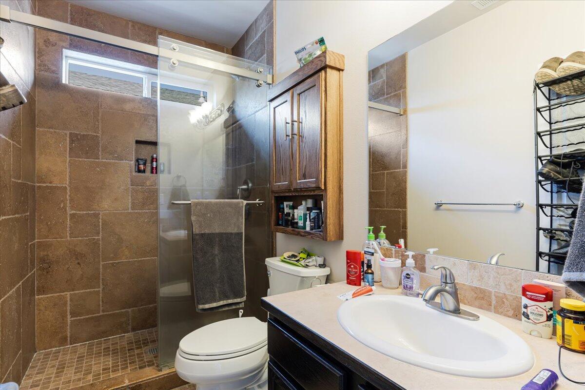 2764 NE Spring Water Place