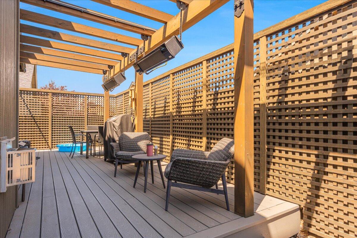 2764 NE Spring Water Place