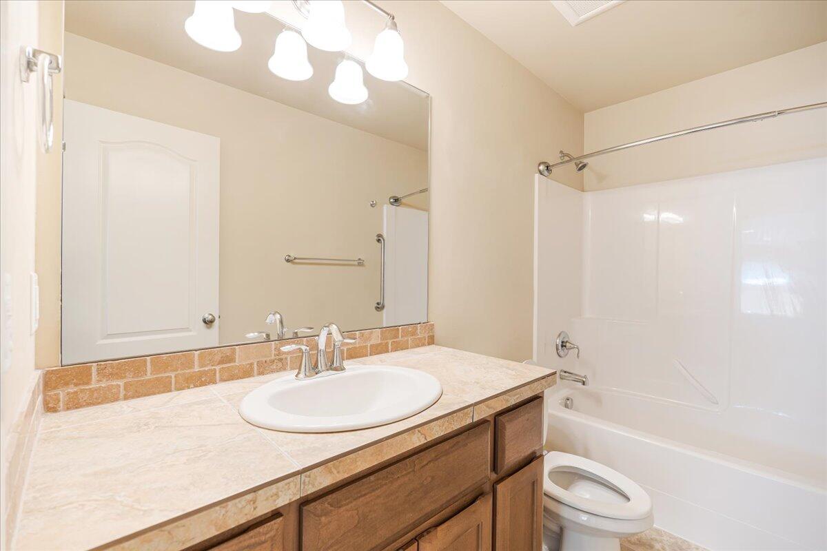 2812 NE NE Aldrich Avenue