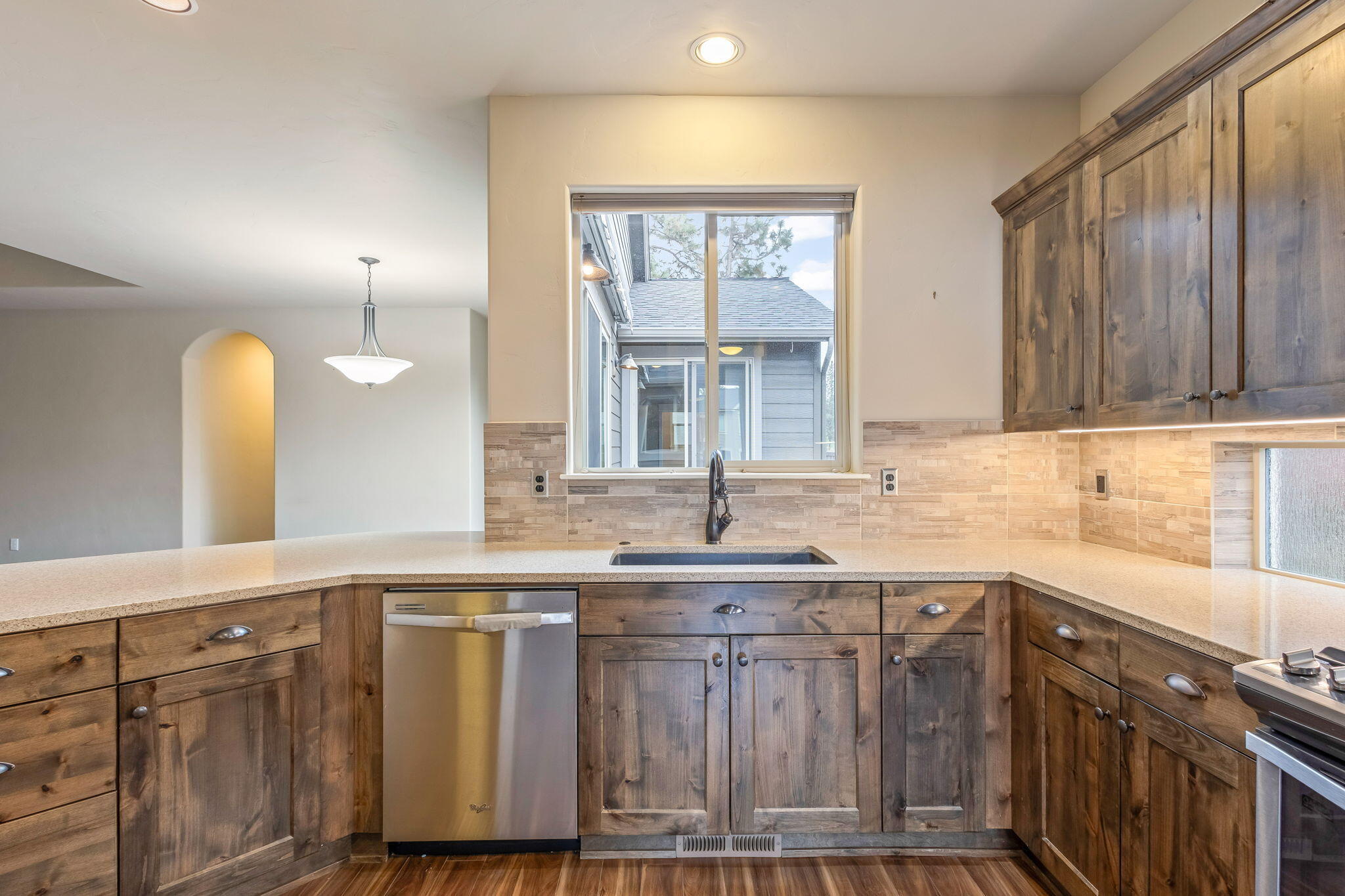 60383 Hedgewood Lane