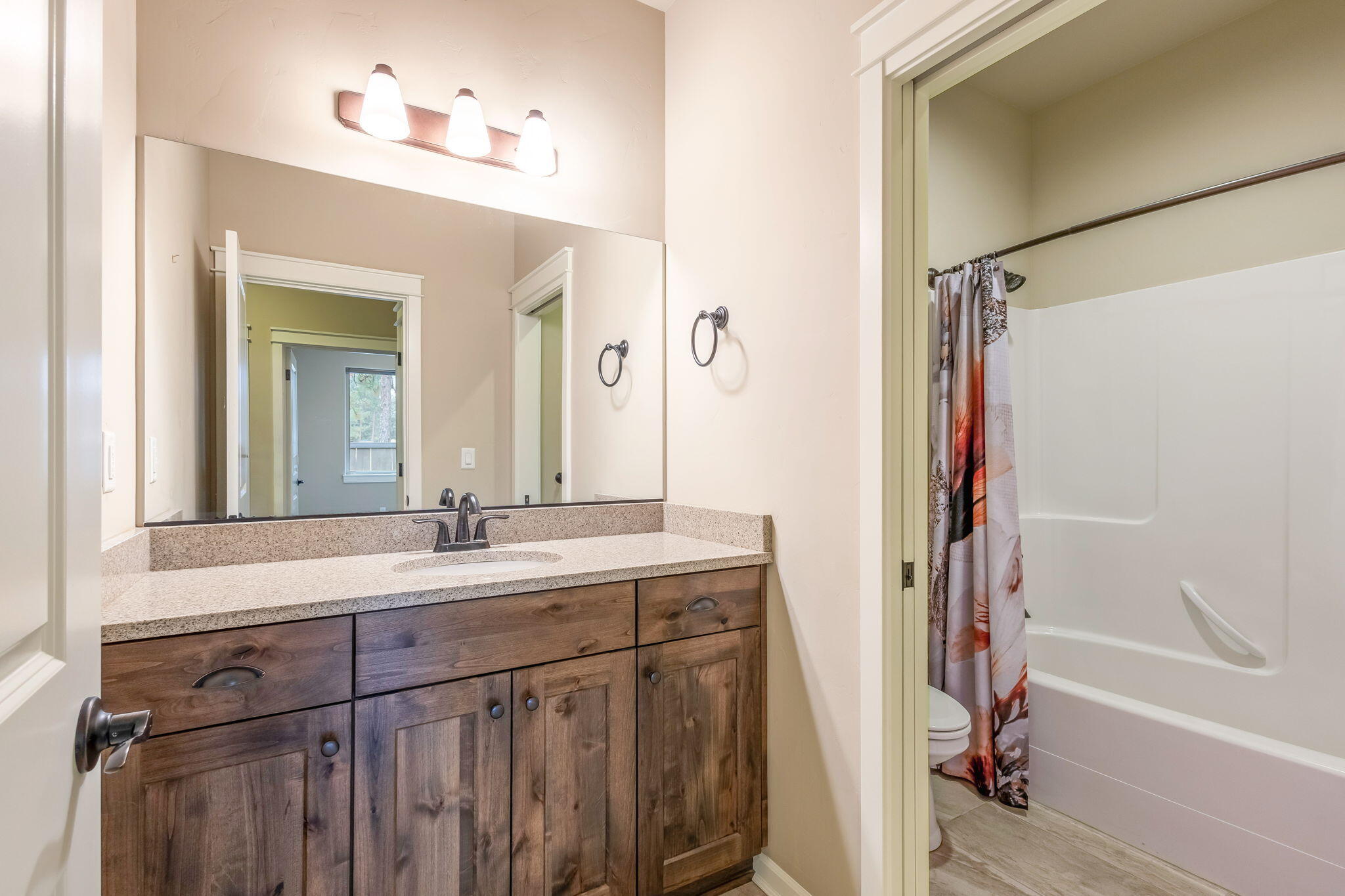 60383 Hedgewood Lane