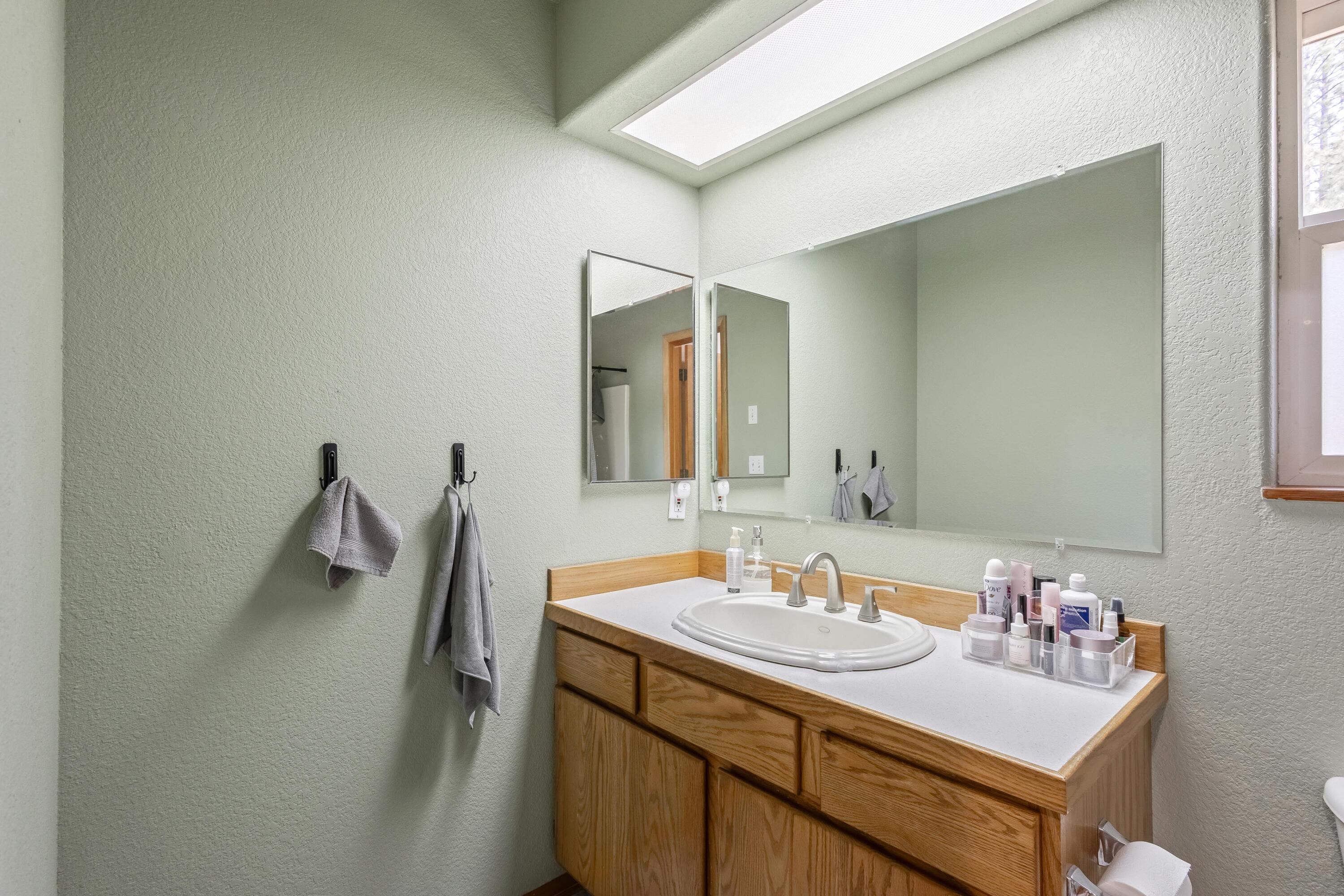 18900 Tuscarora Lane