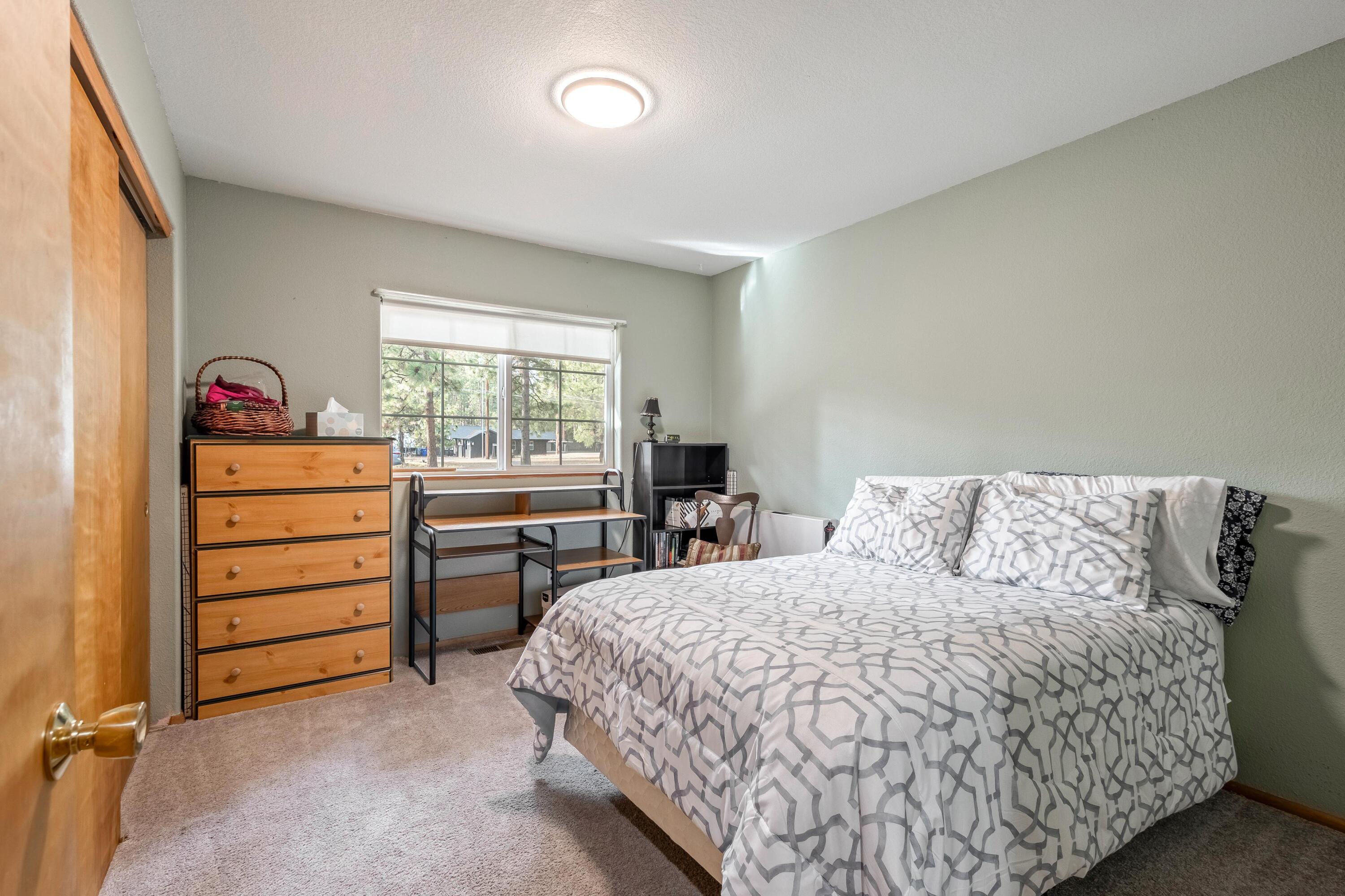 18900 Tuscarora Lane