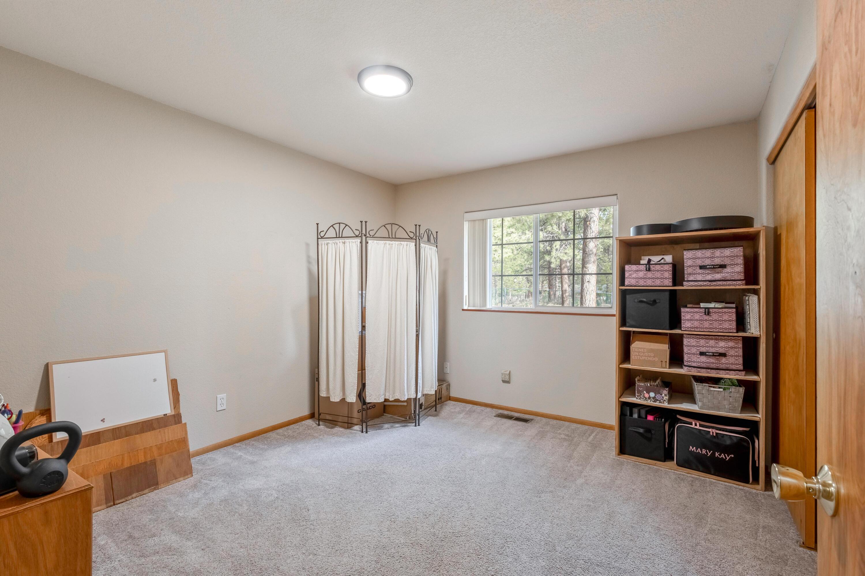 18900 Tuscarora Lane