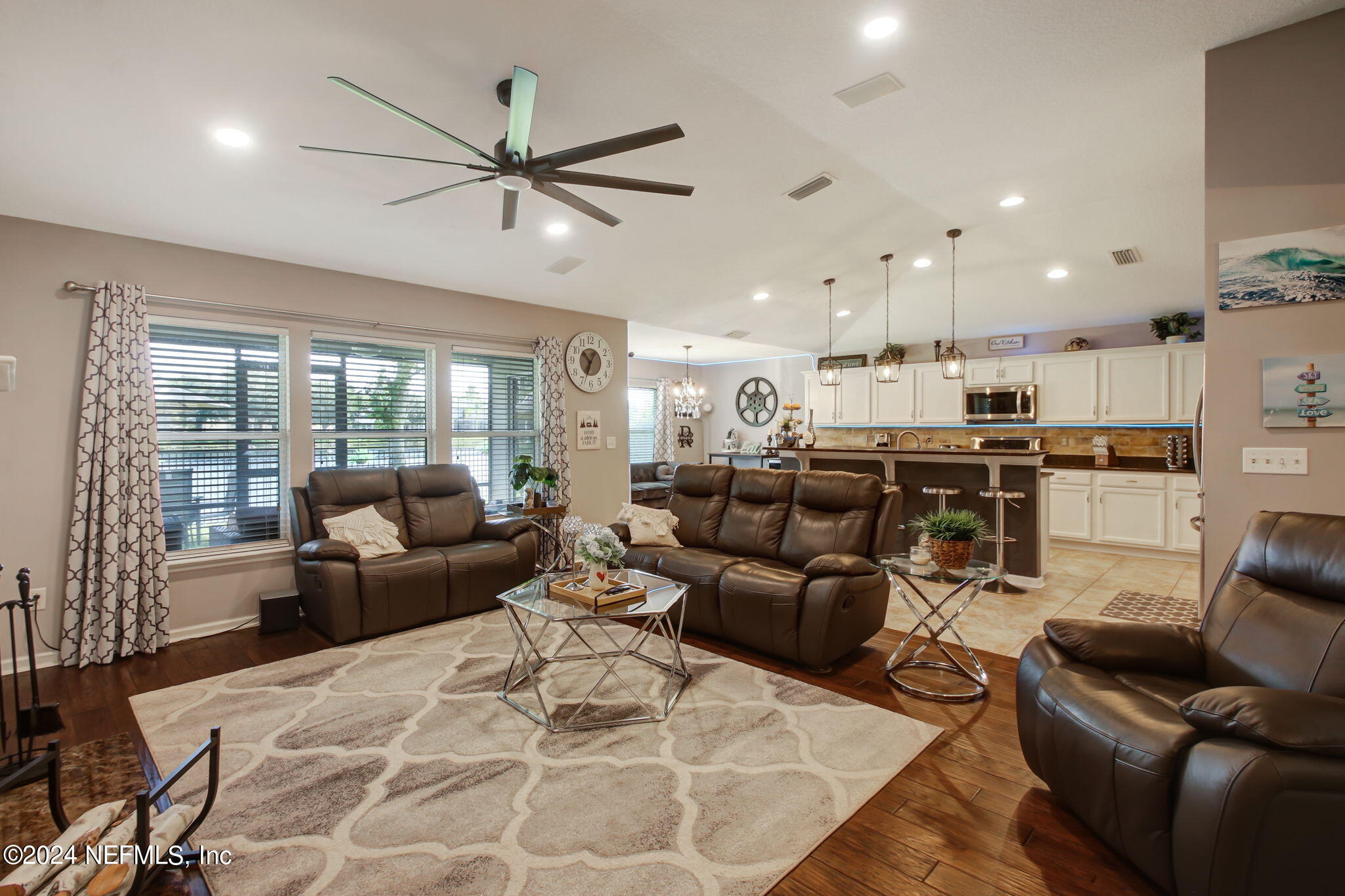 136 CROWN WHEEL Circle