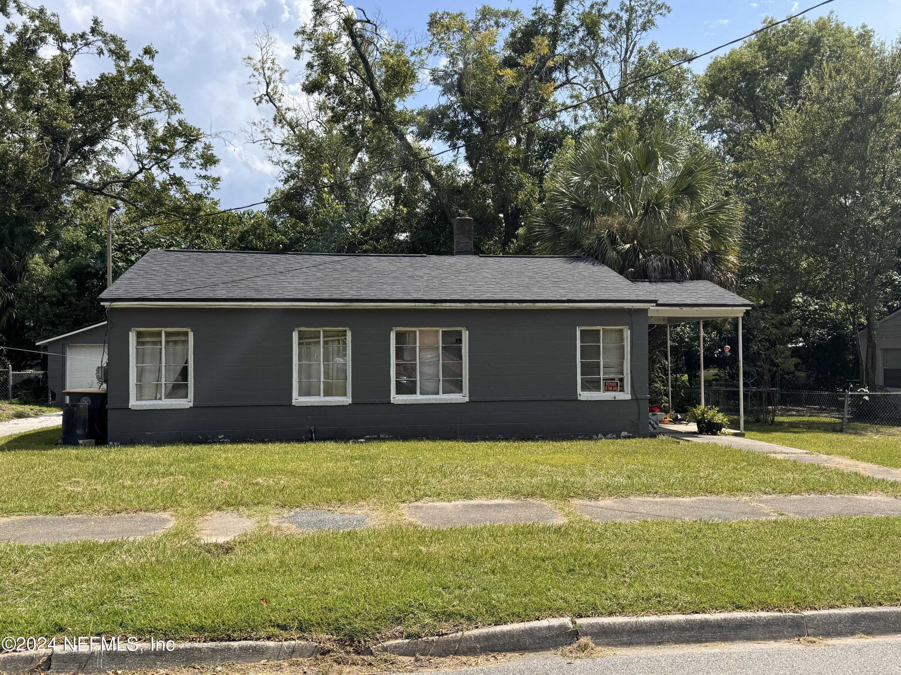 2512 BEAVERBROOK Place