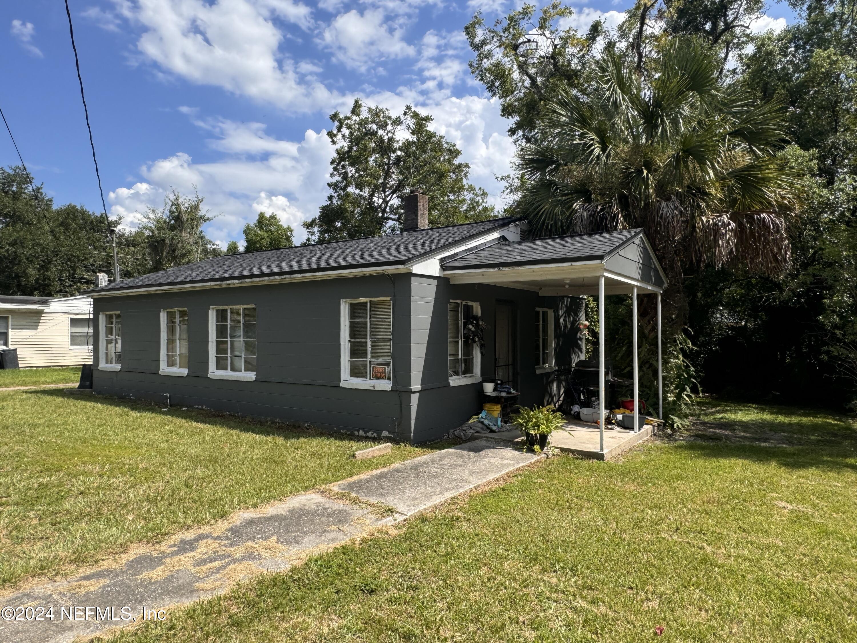 2512 BEAVERBROOK Place