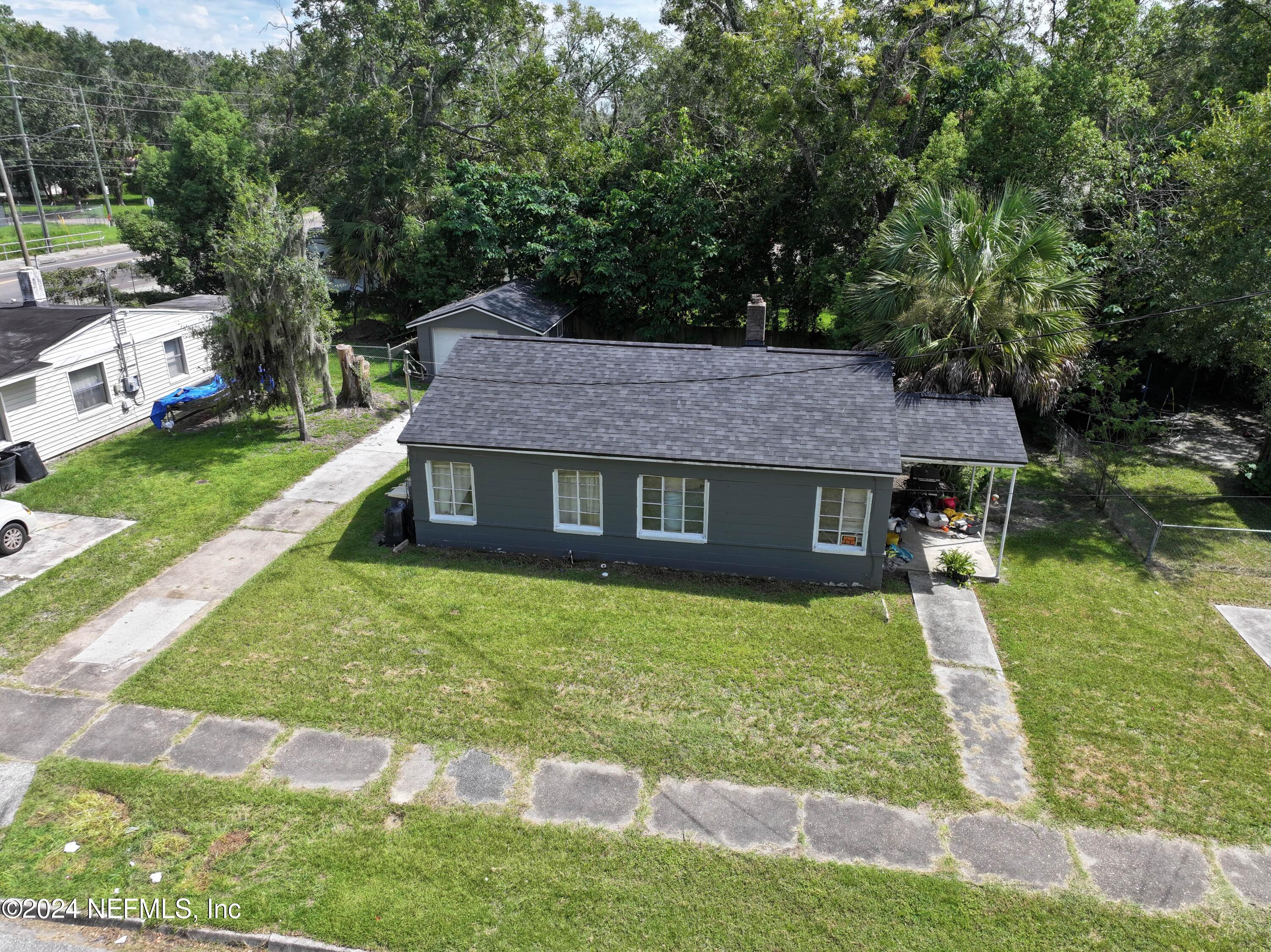 2512 BEAVERBROOK Place