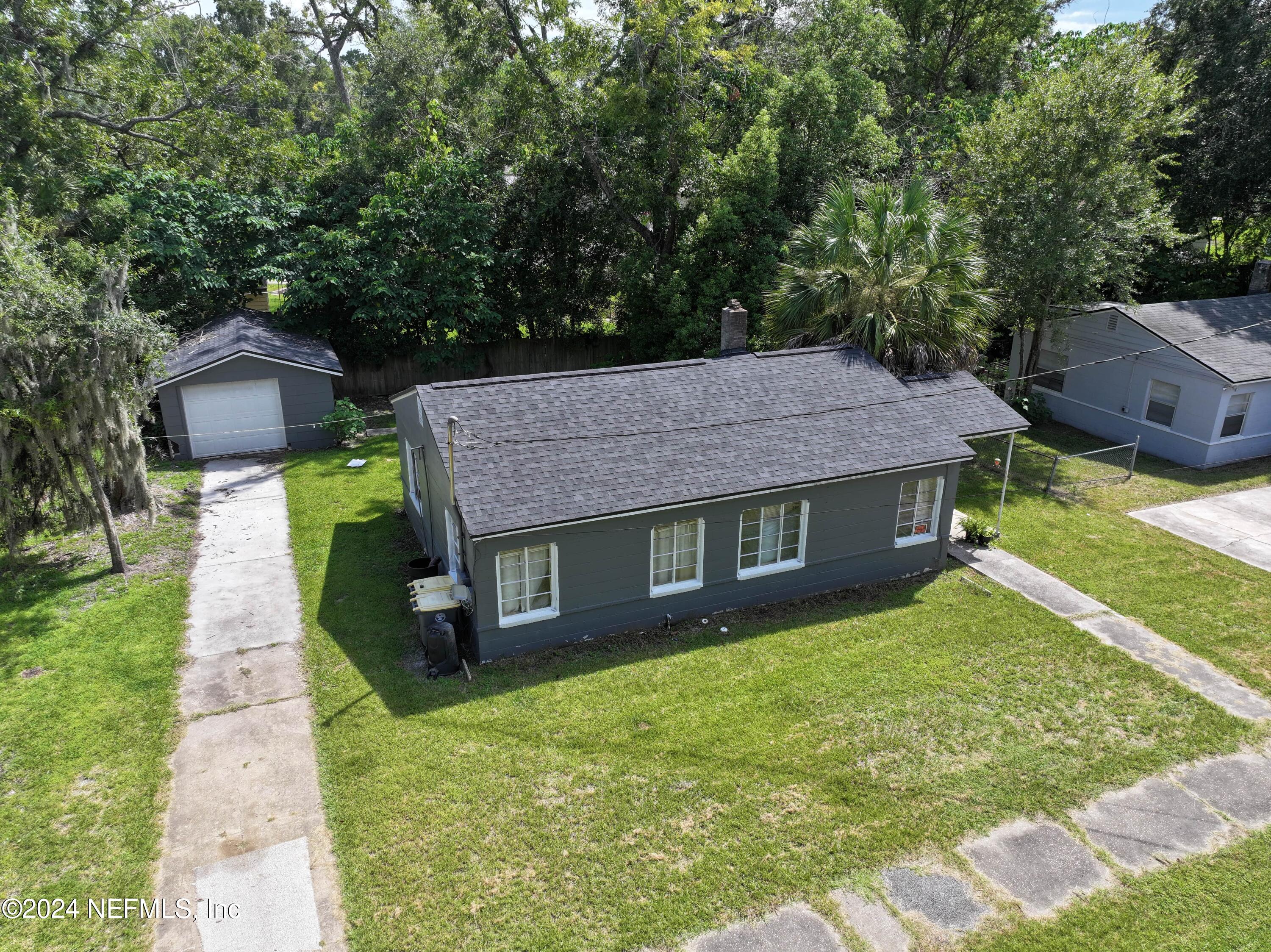 2512 BEAVERBROOK Place