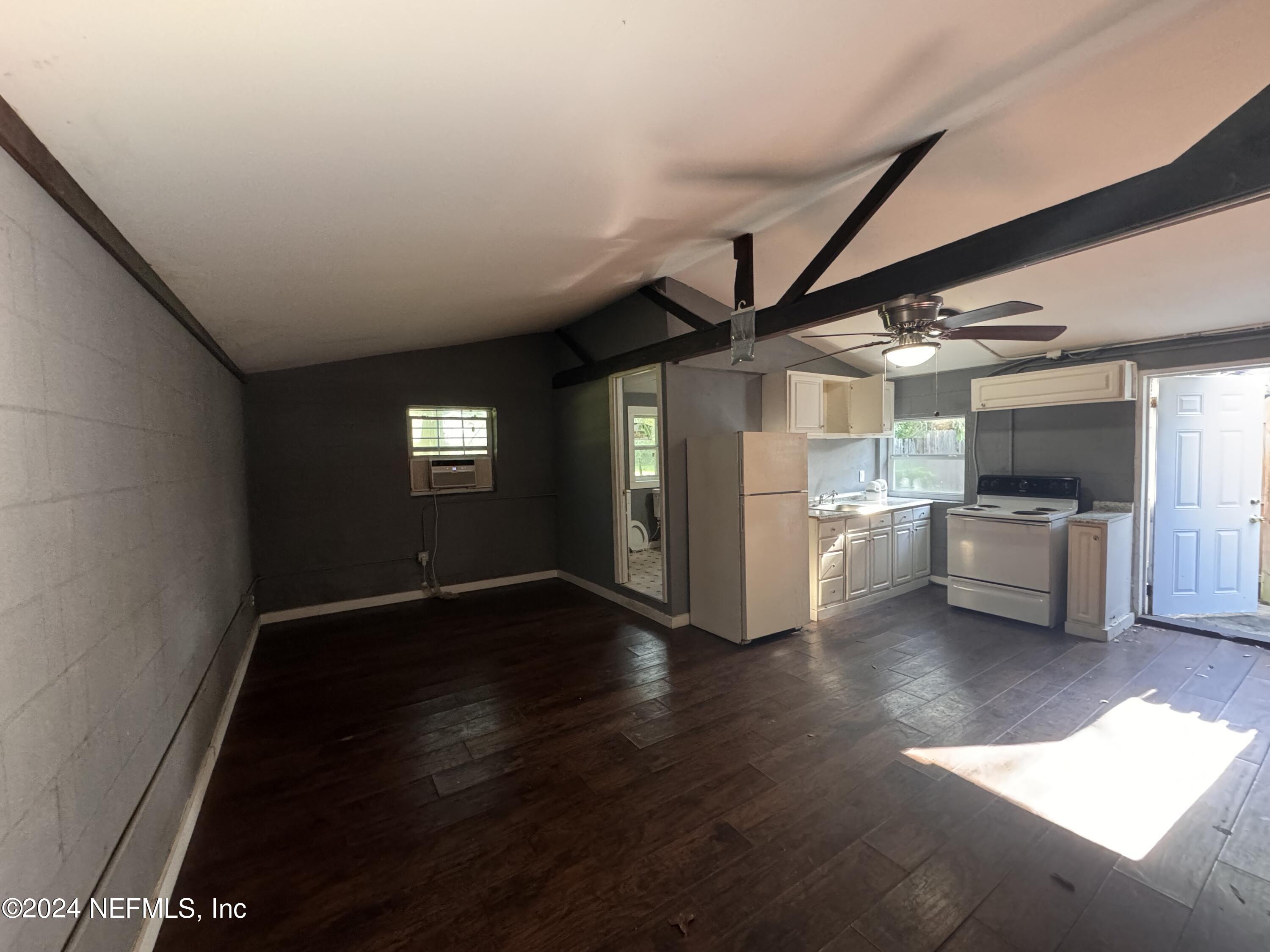 2623 BEAVERBROOK Place