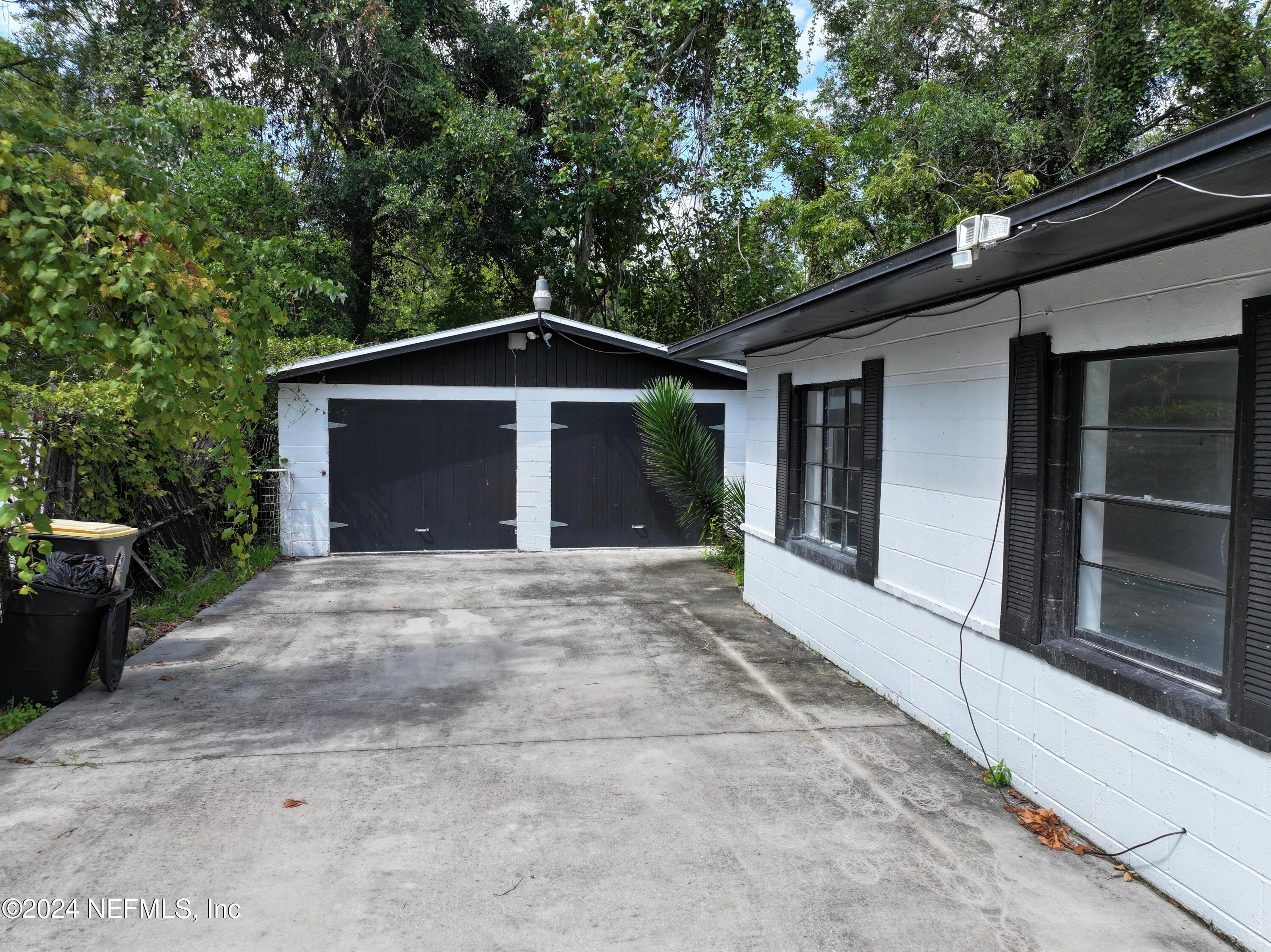 2623 BEAVERBROOK Place