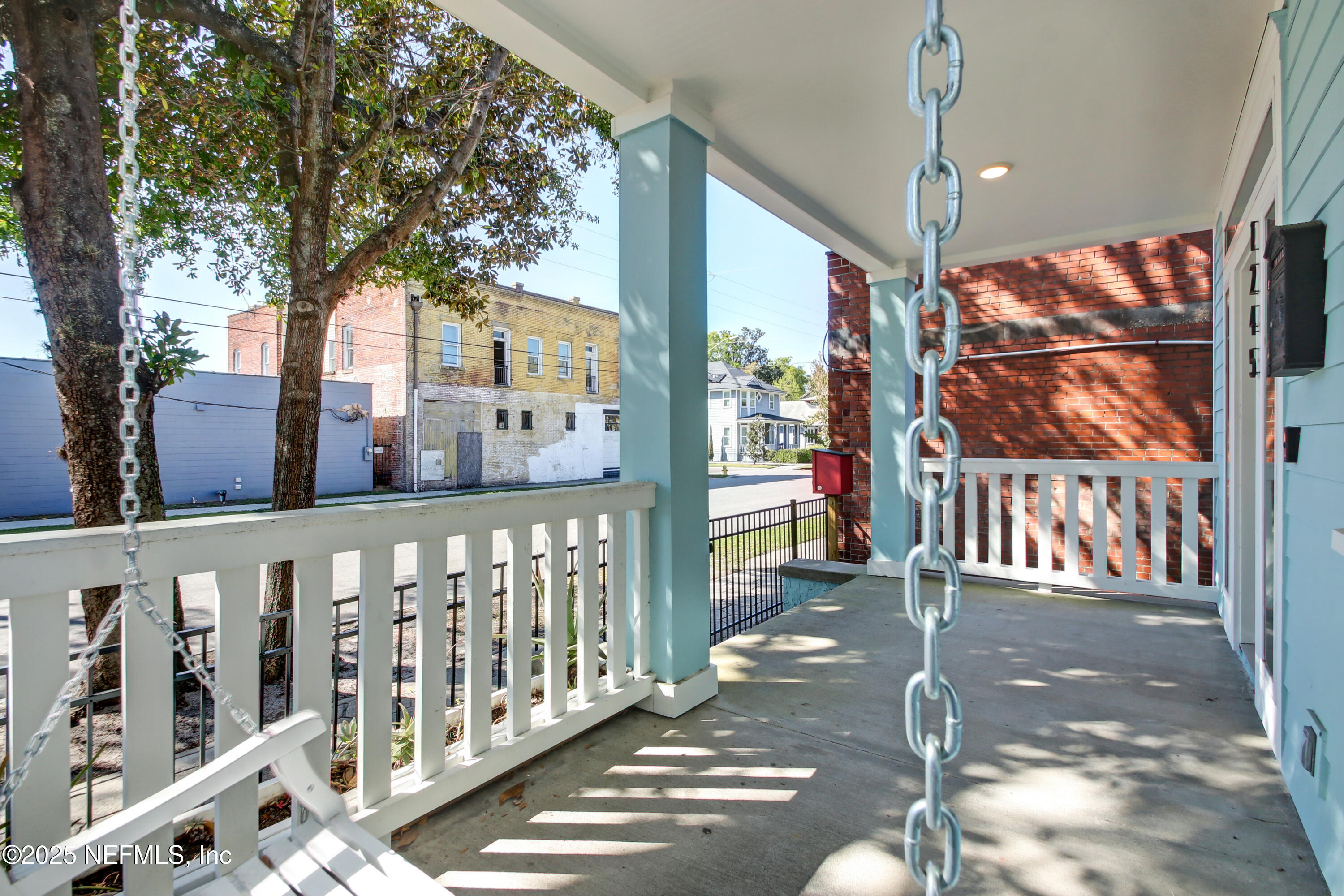 1245 WALNUT Street