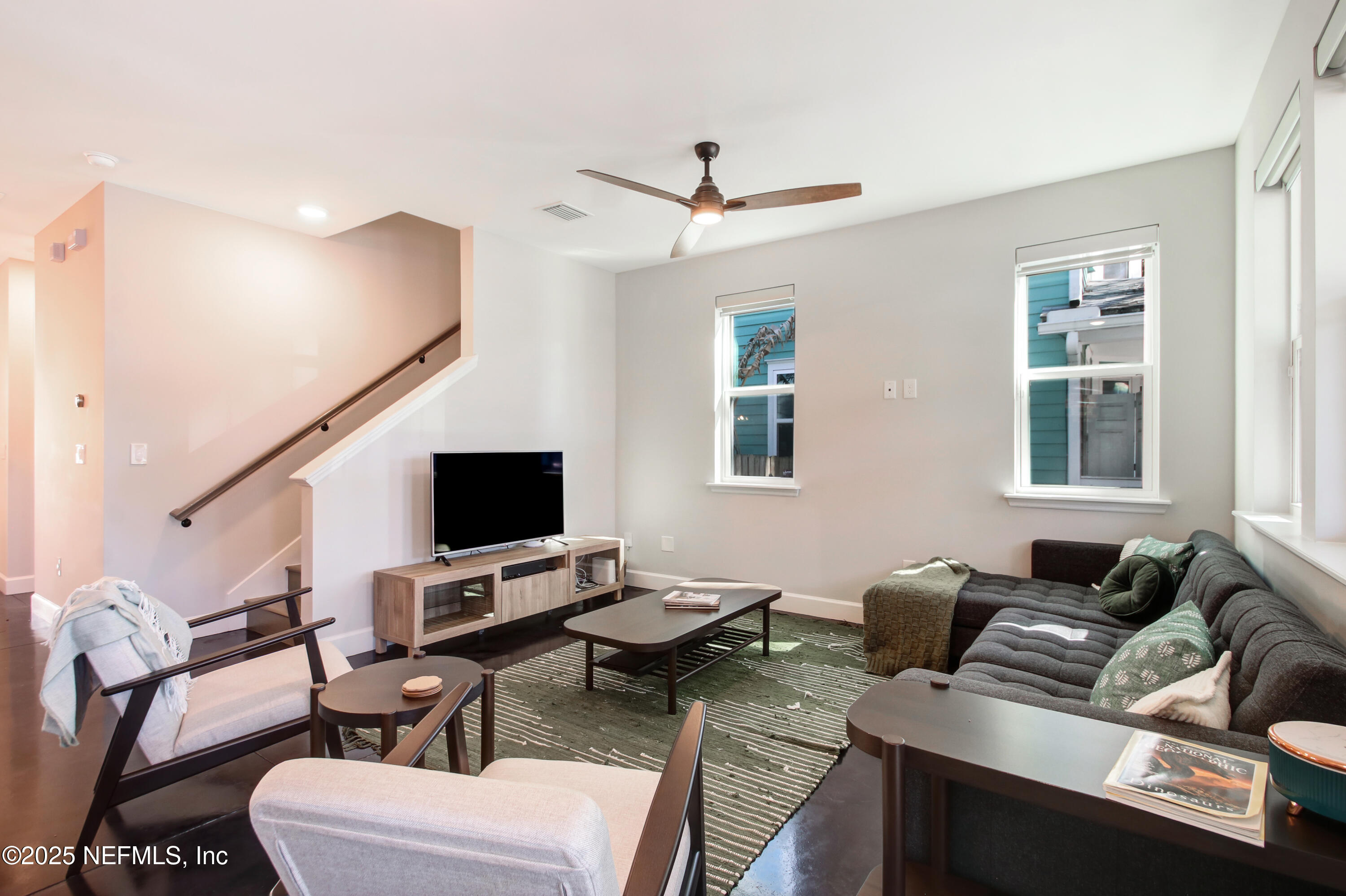 1245 WALNUT Street