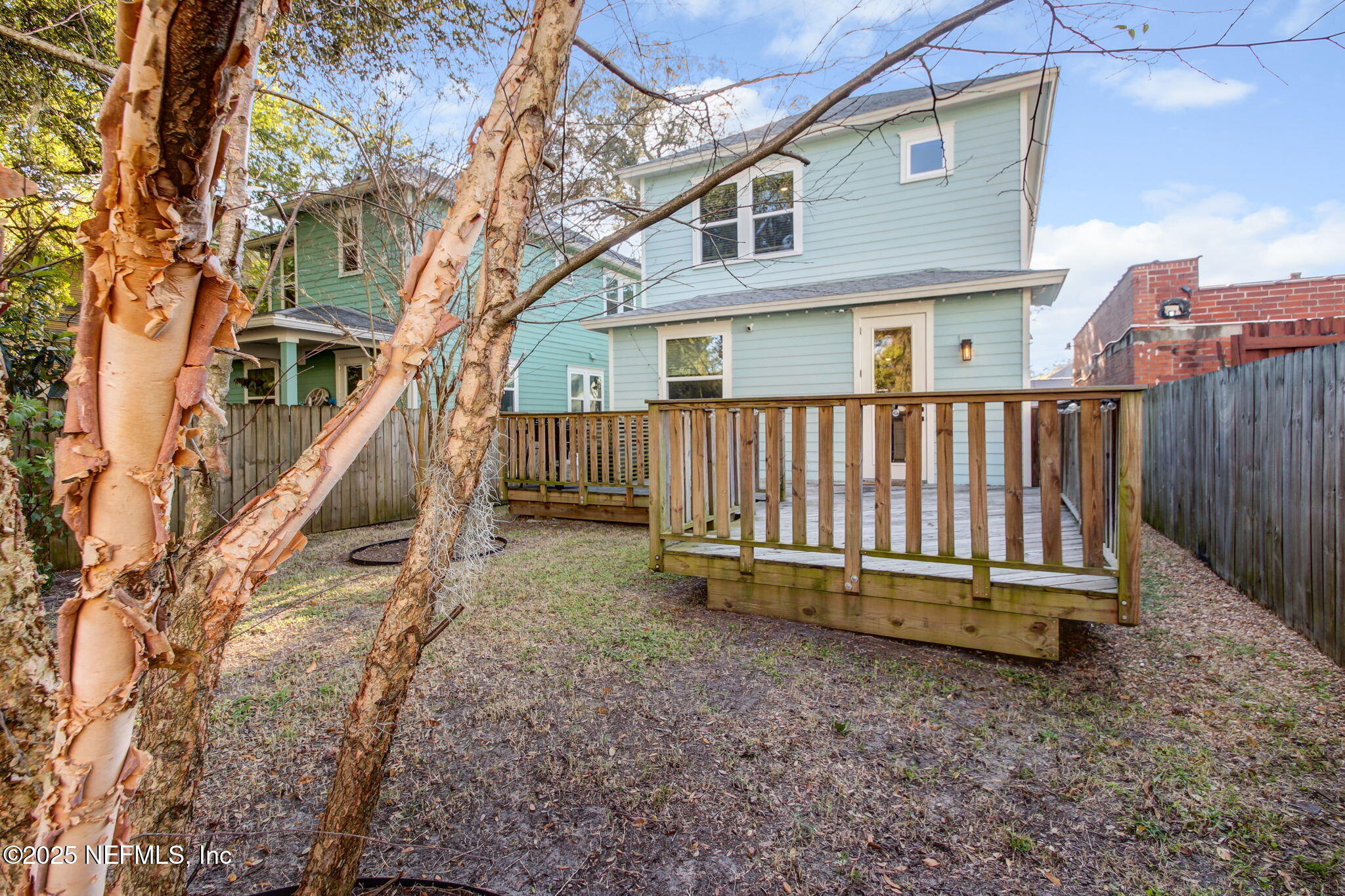 1245 WALNUT Street