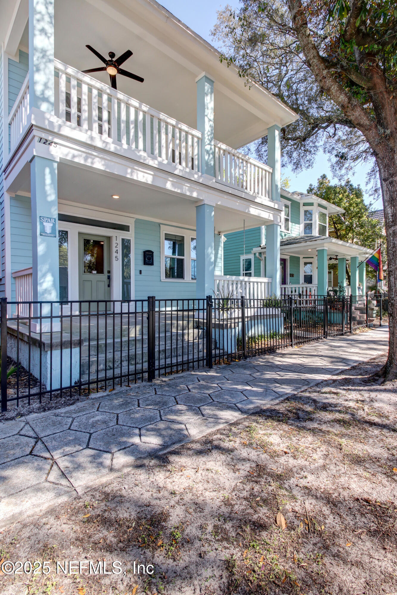 1245 WALNUT Street