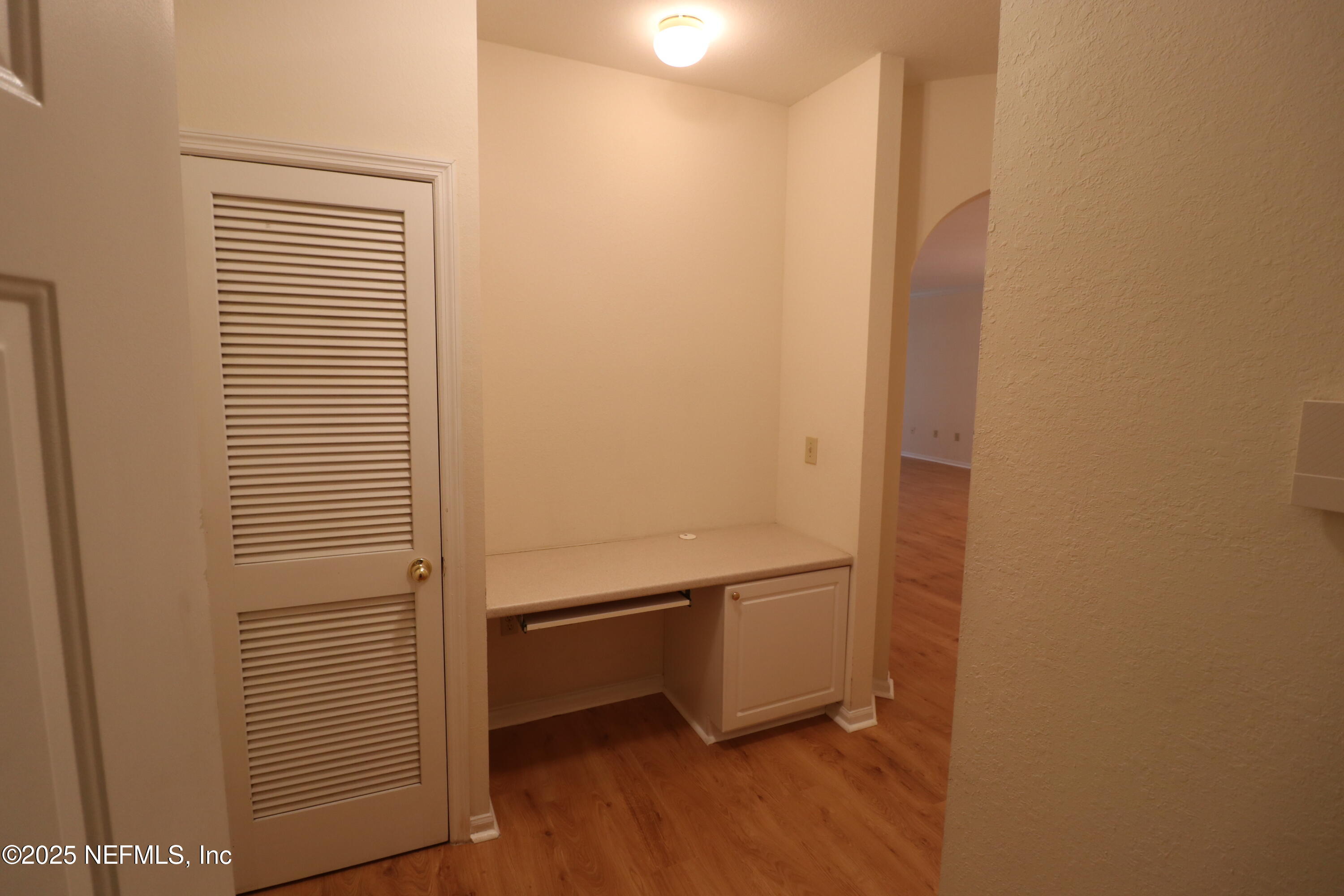 10901 BURNT MILL Road, 604