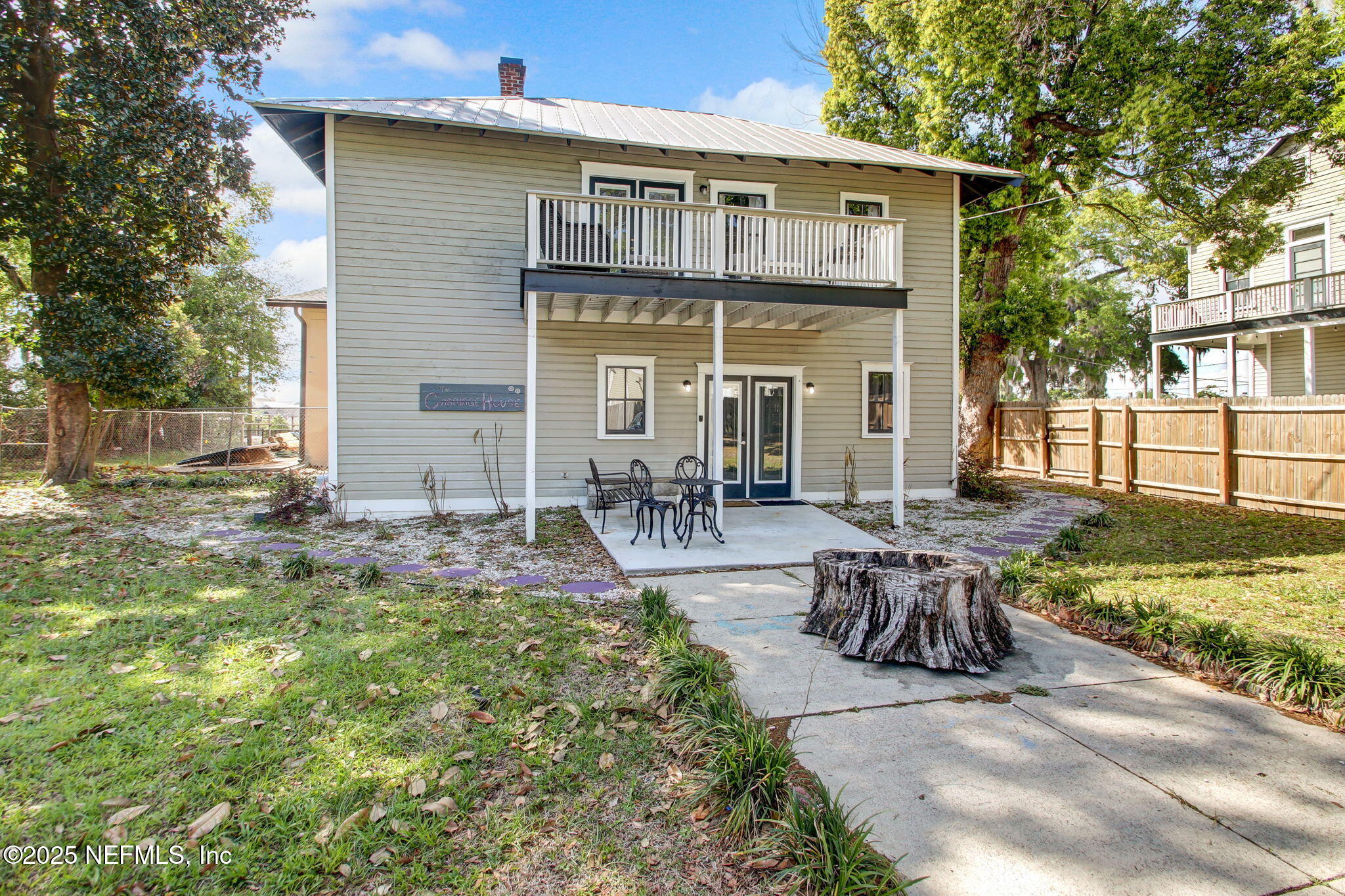 26 E 2ND Street