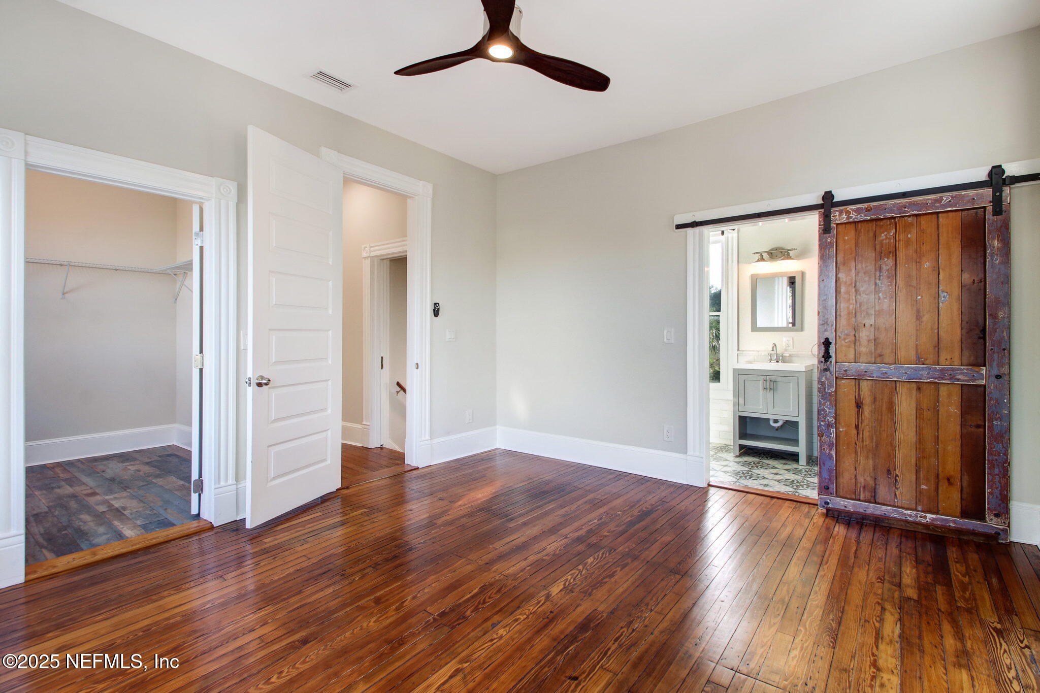 26 E 2ND Street