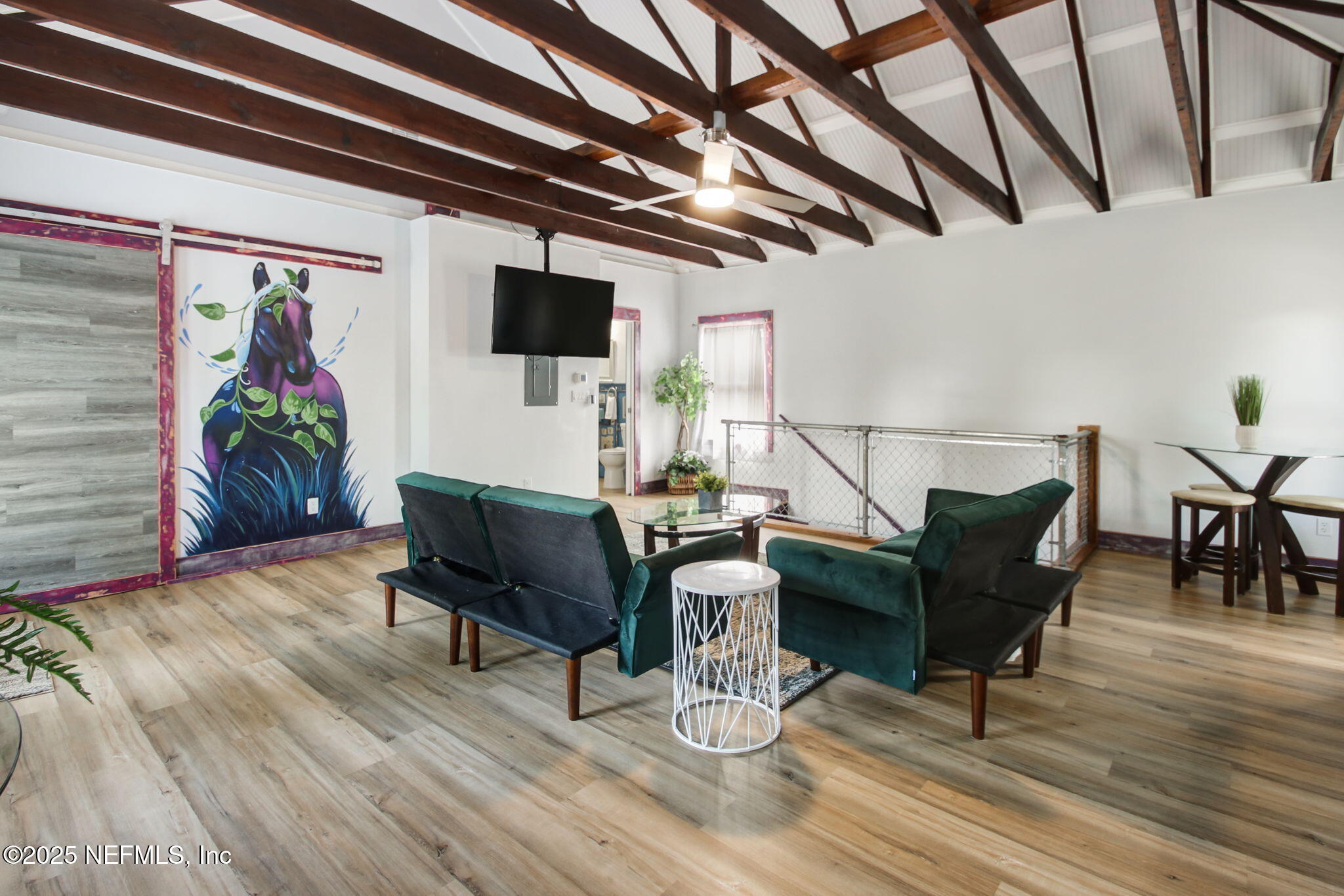26 E 2ND Street