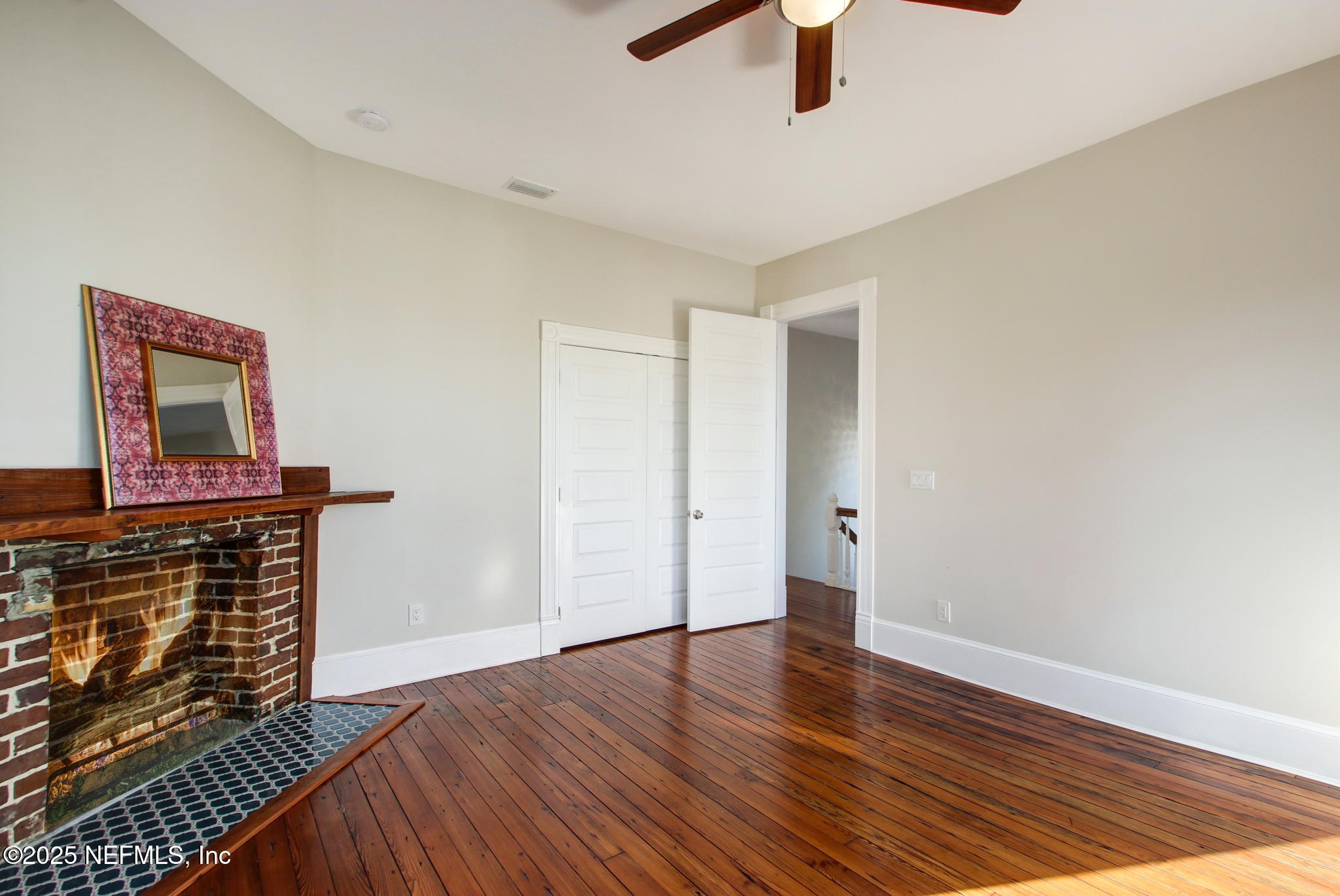 26 E 2ND Street