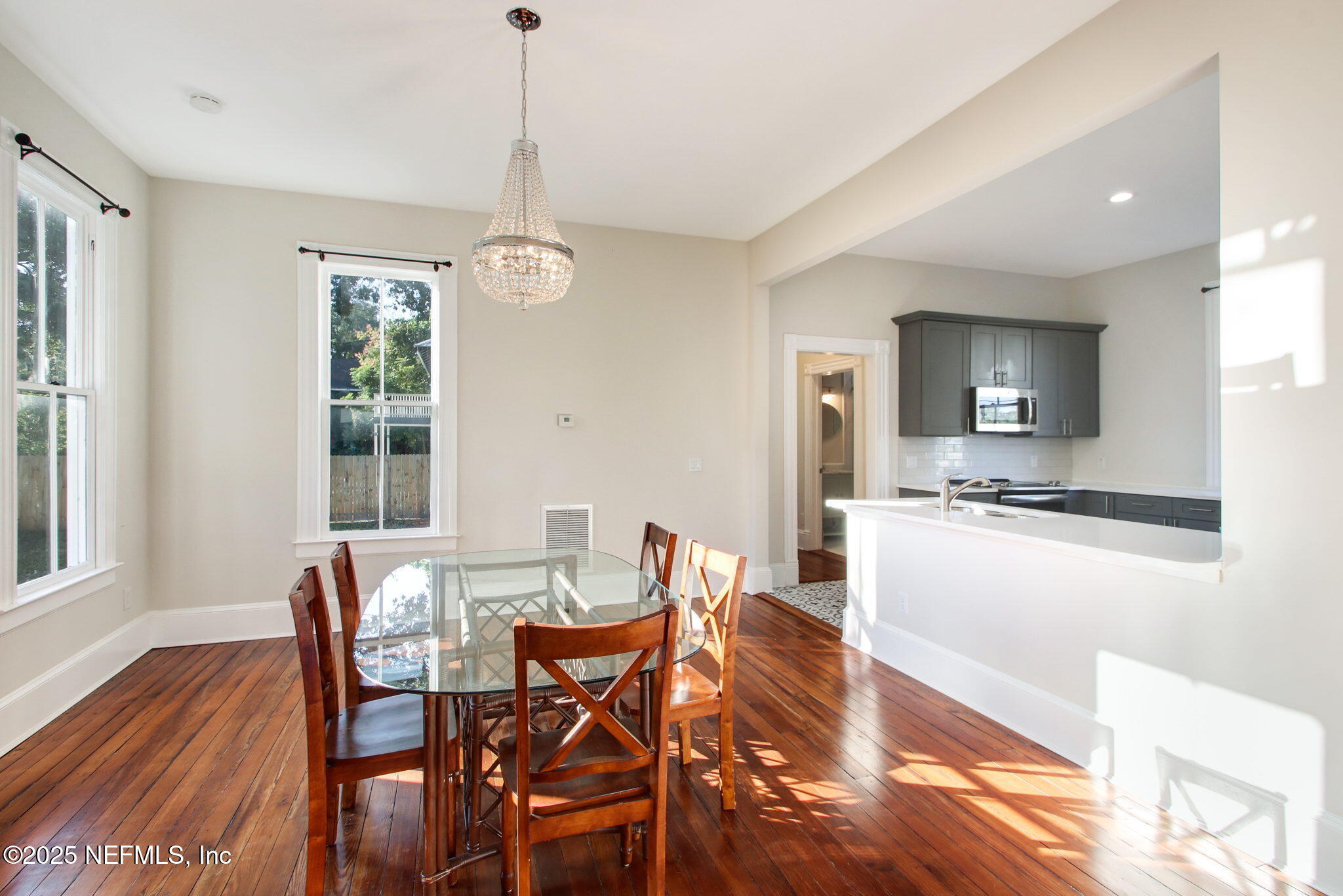 26 E 2ND Street