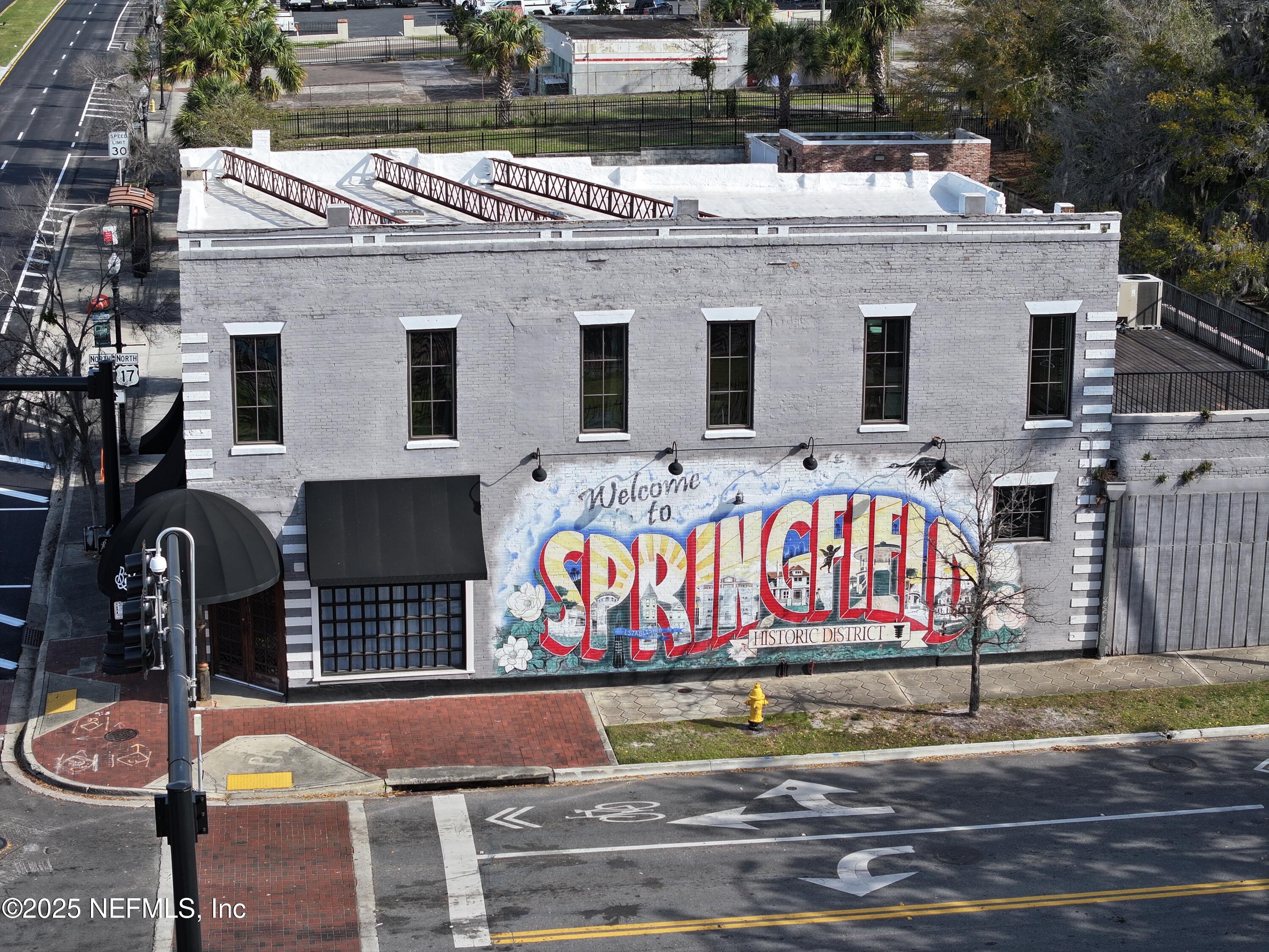 1854 N PEARL Street