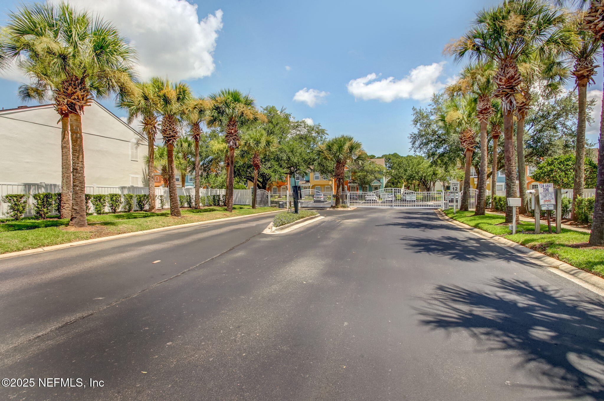 12311 KENSINGTON LAKES Drive, 2901