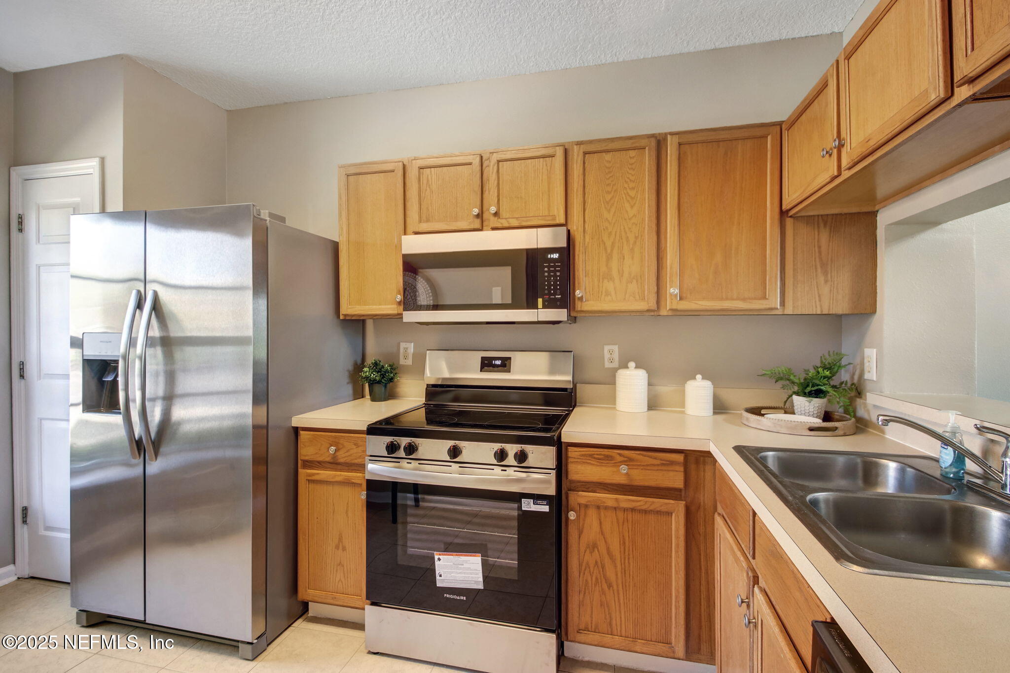 12311 KENSINGTON LAKES Drive, 2901