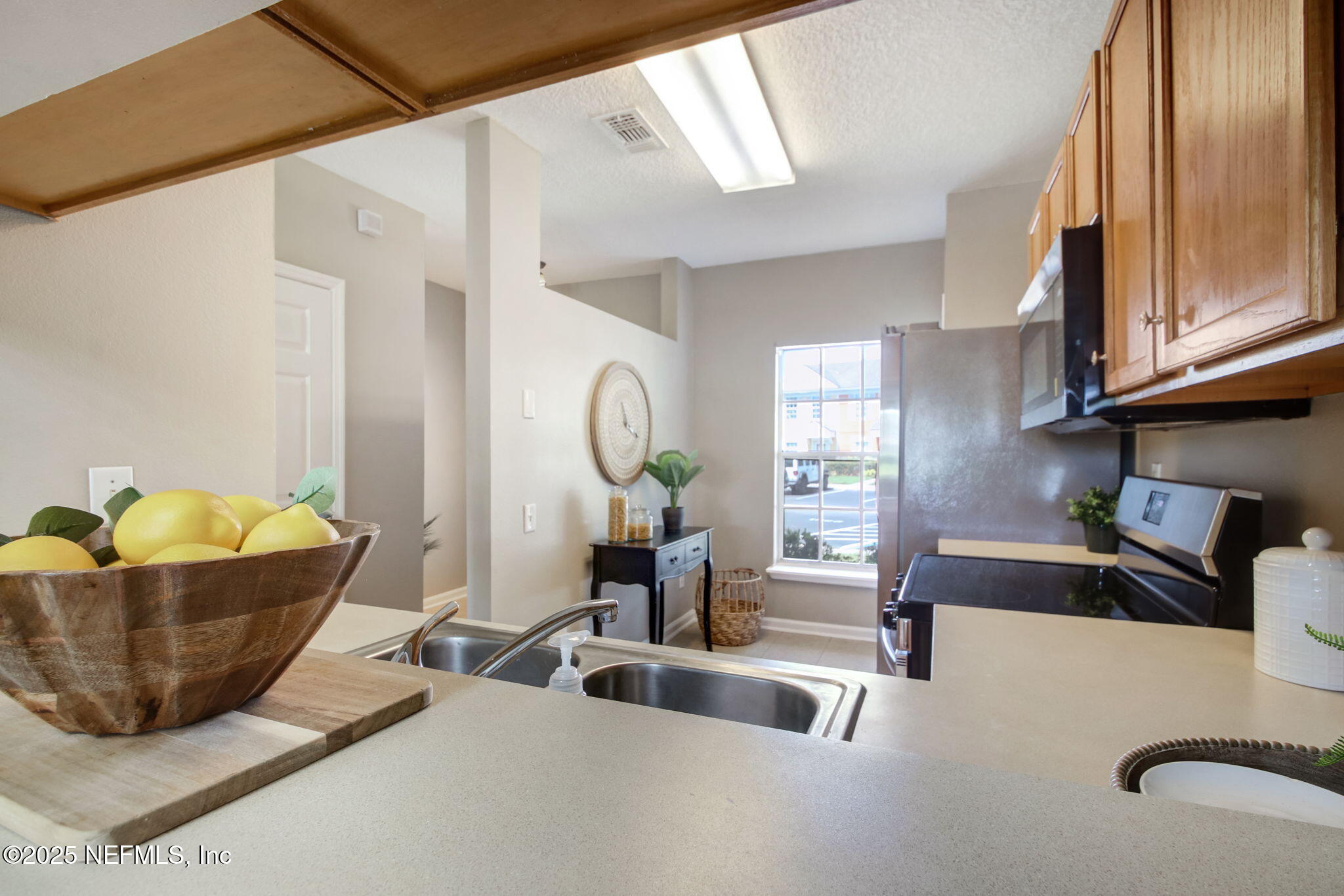 12311 KENSINGTON LAKES Drive, 2901