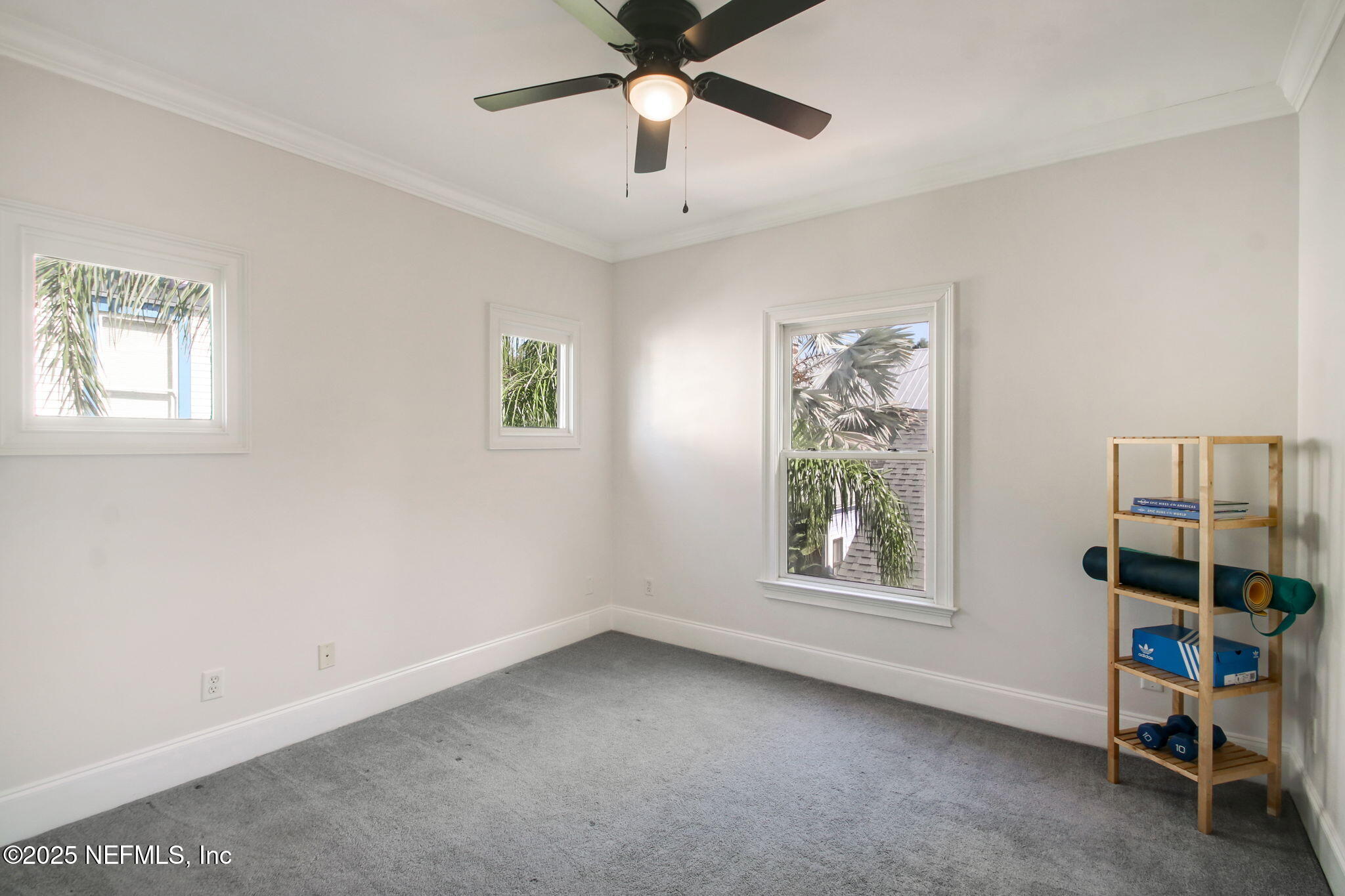 145 W 3RD Street