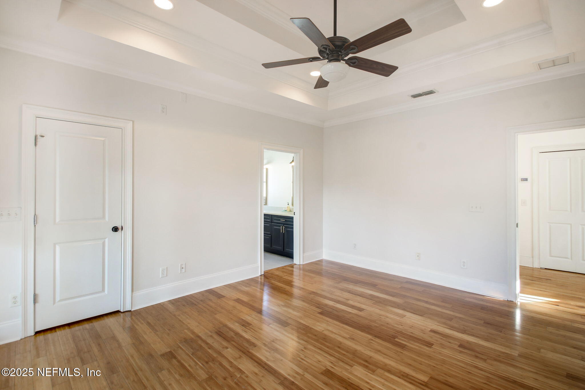 145 W 3RD Street