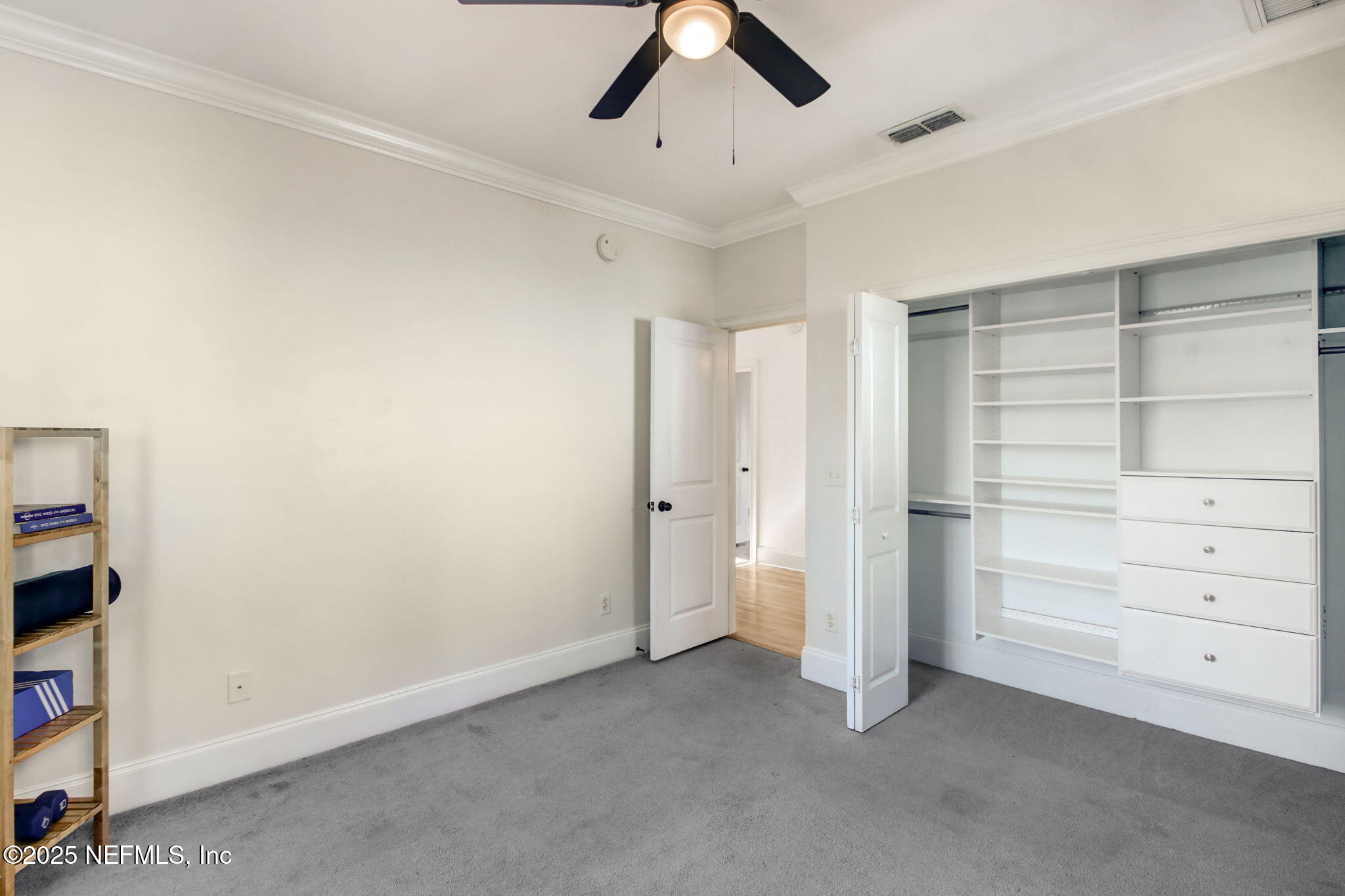 145 W 3RD Street