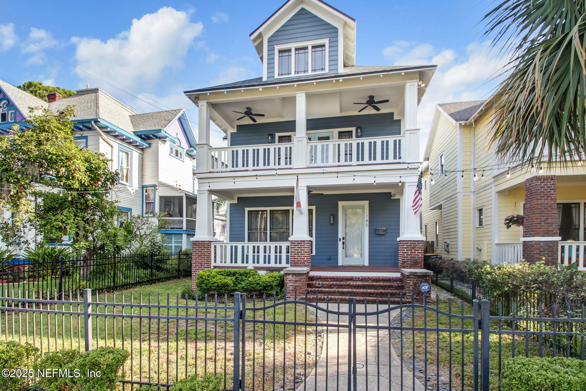 145 W 3RD Street