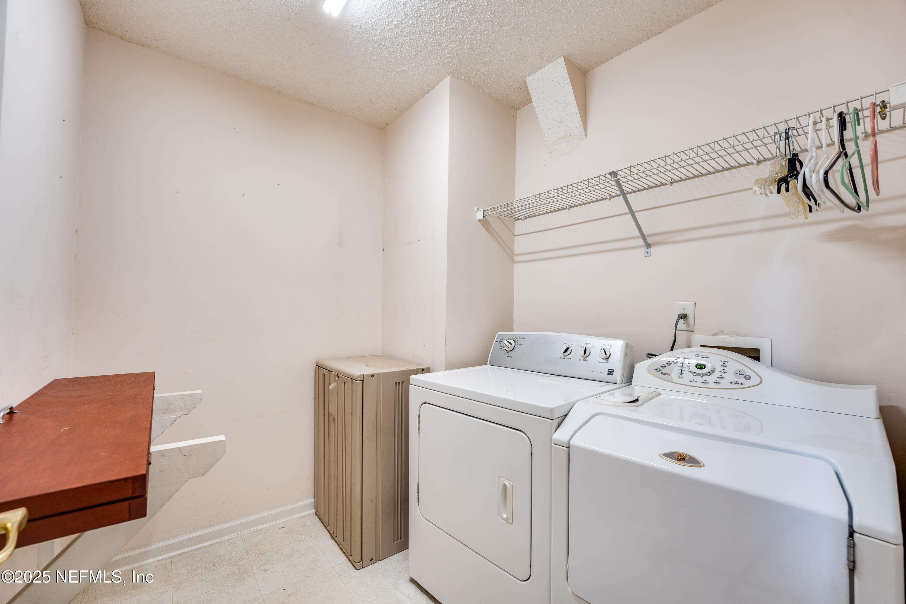 3610 BRIDGEWOOD Drive