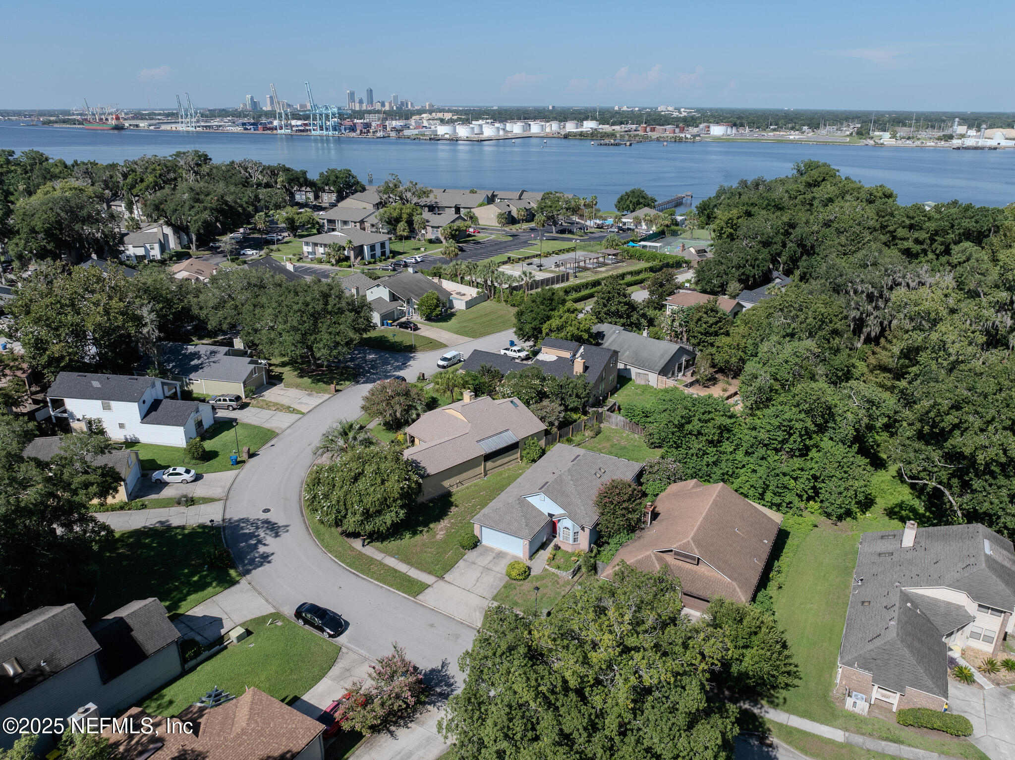 3610 BRIDGEWOOD Drive