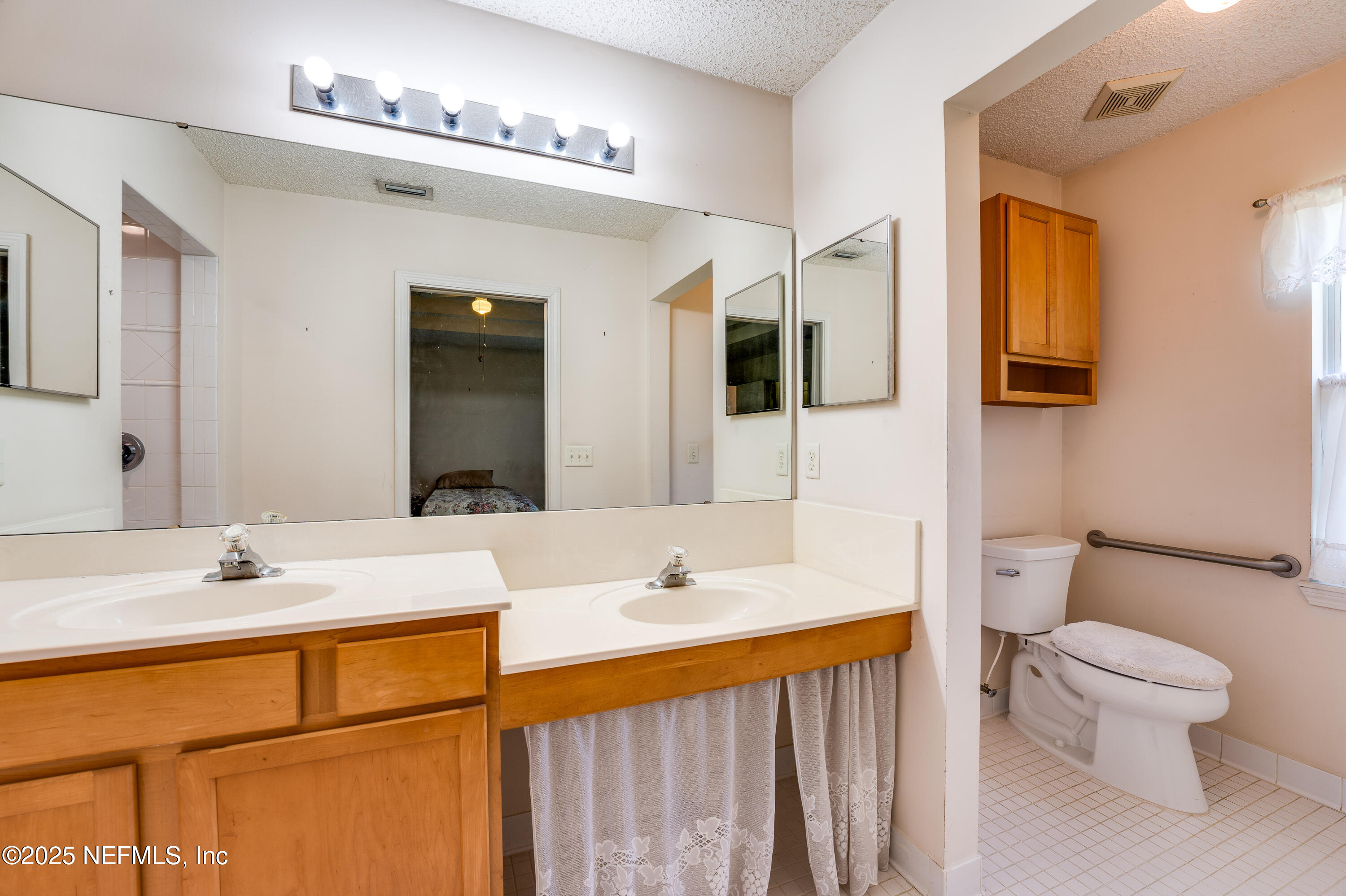 3610 BRIDGEWOOD Drive