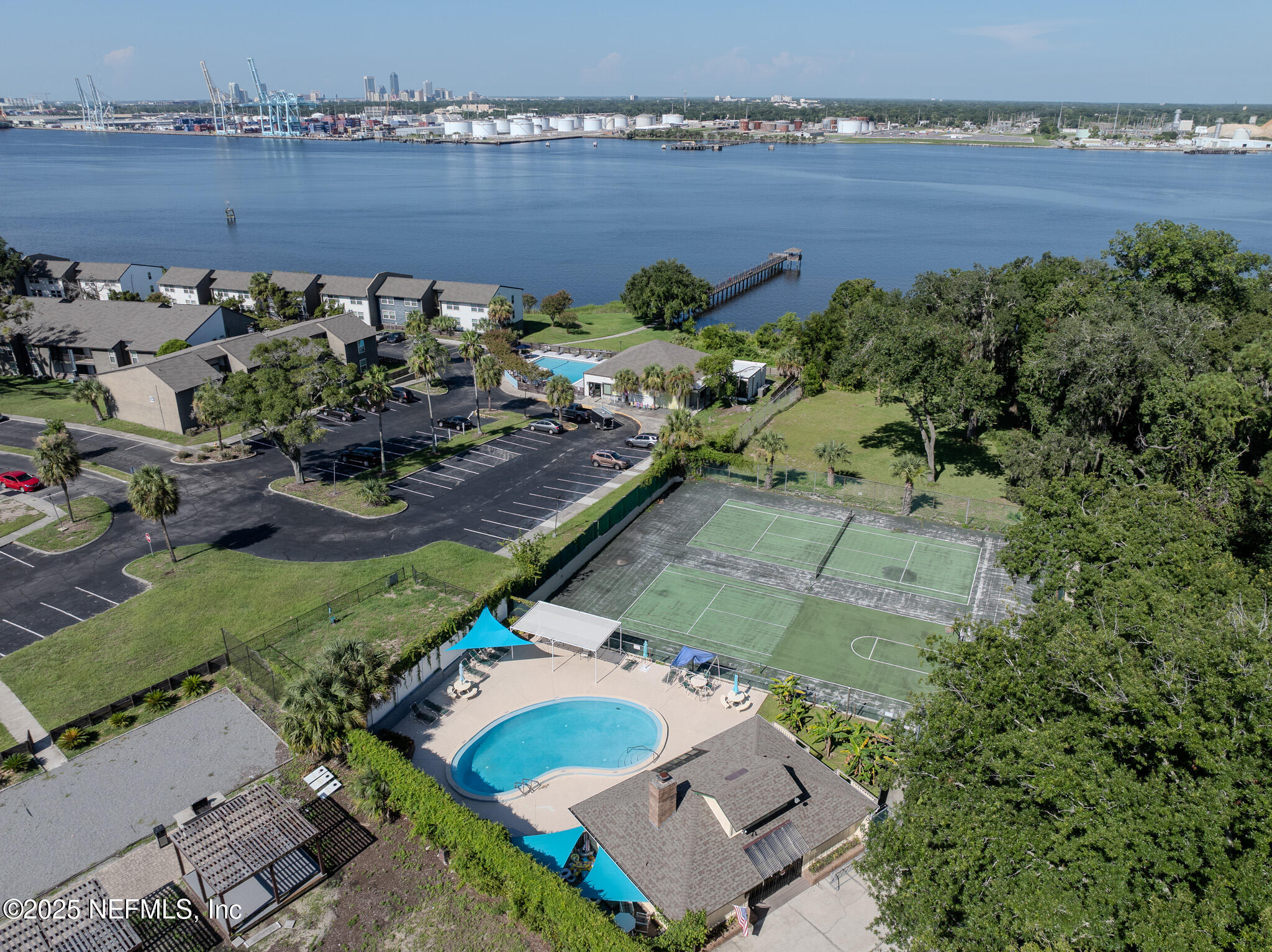 3610 BRIDGEWOOD Drive