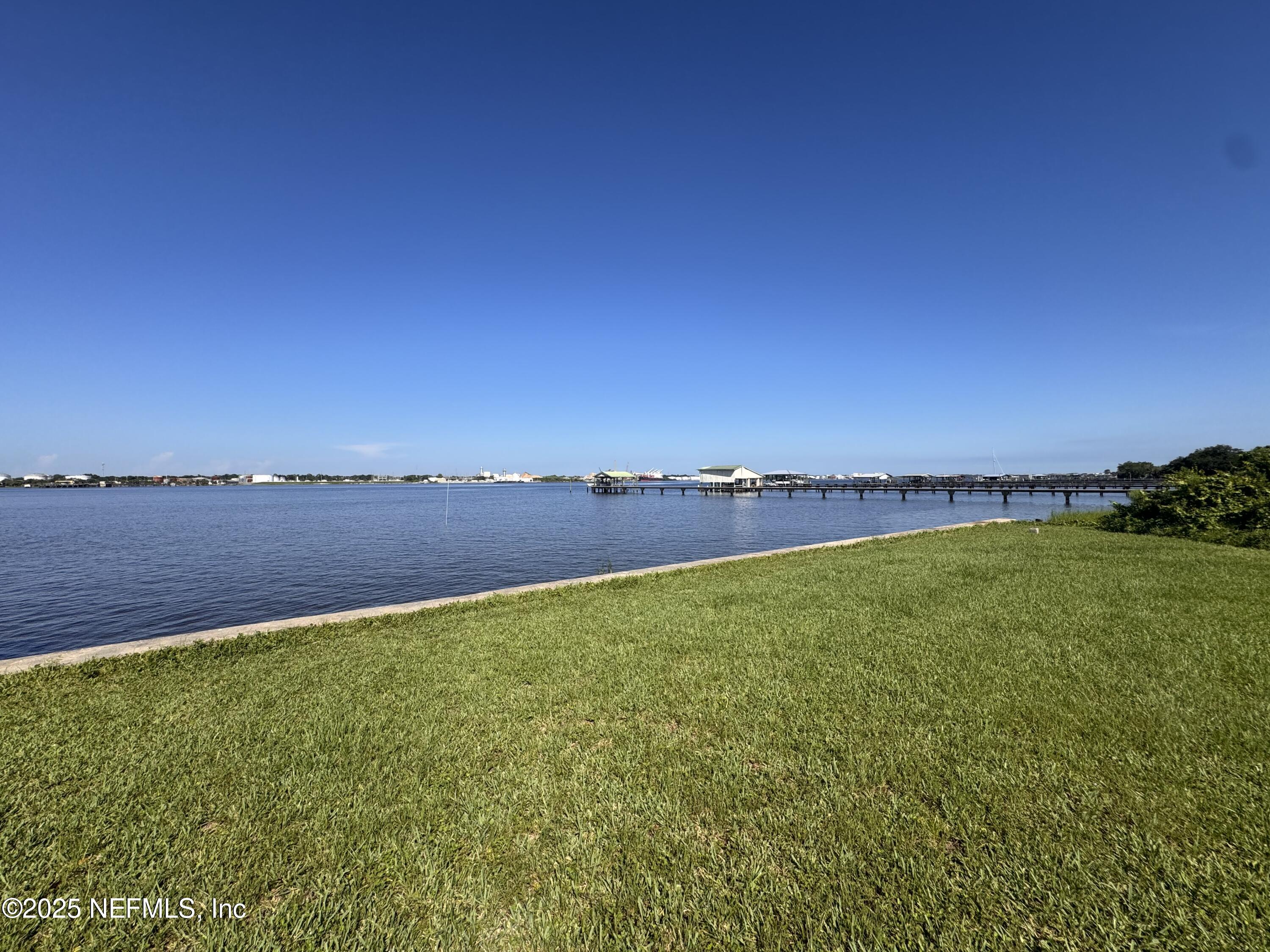 3610 BRIDGEWOOD Drive