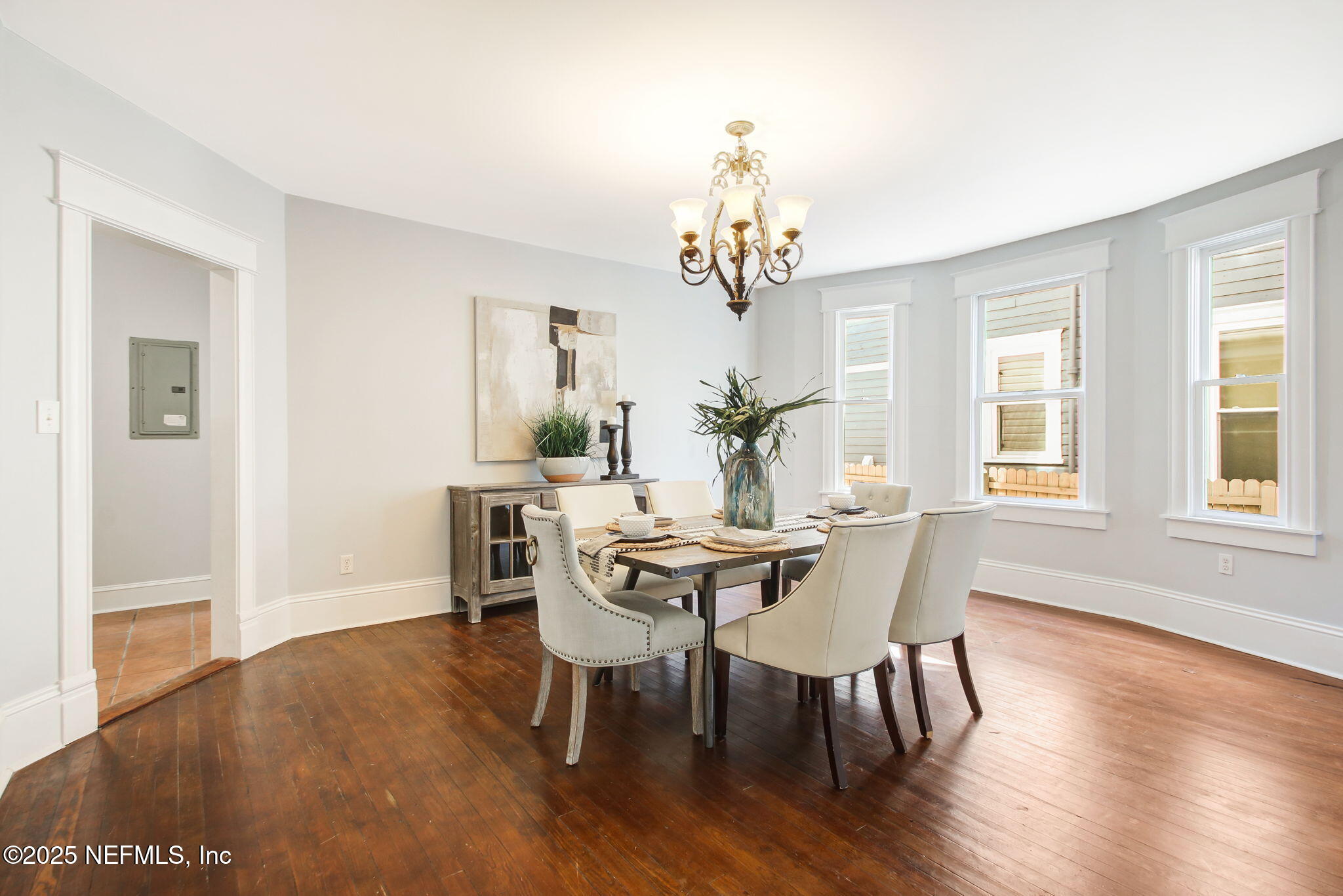 1721 N LIBERTY Street