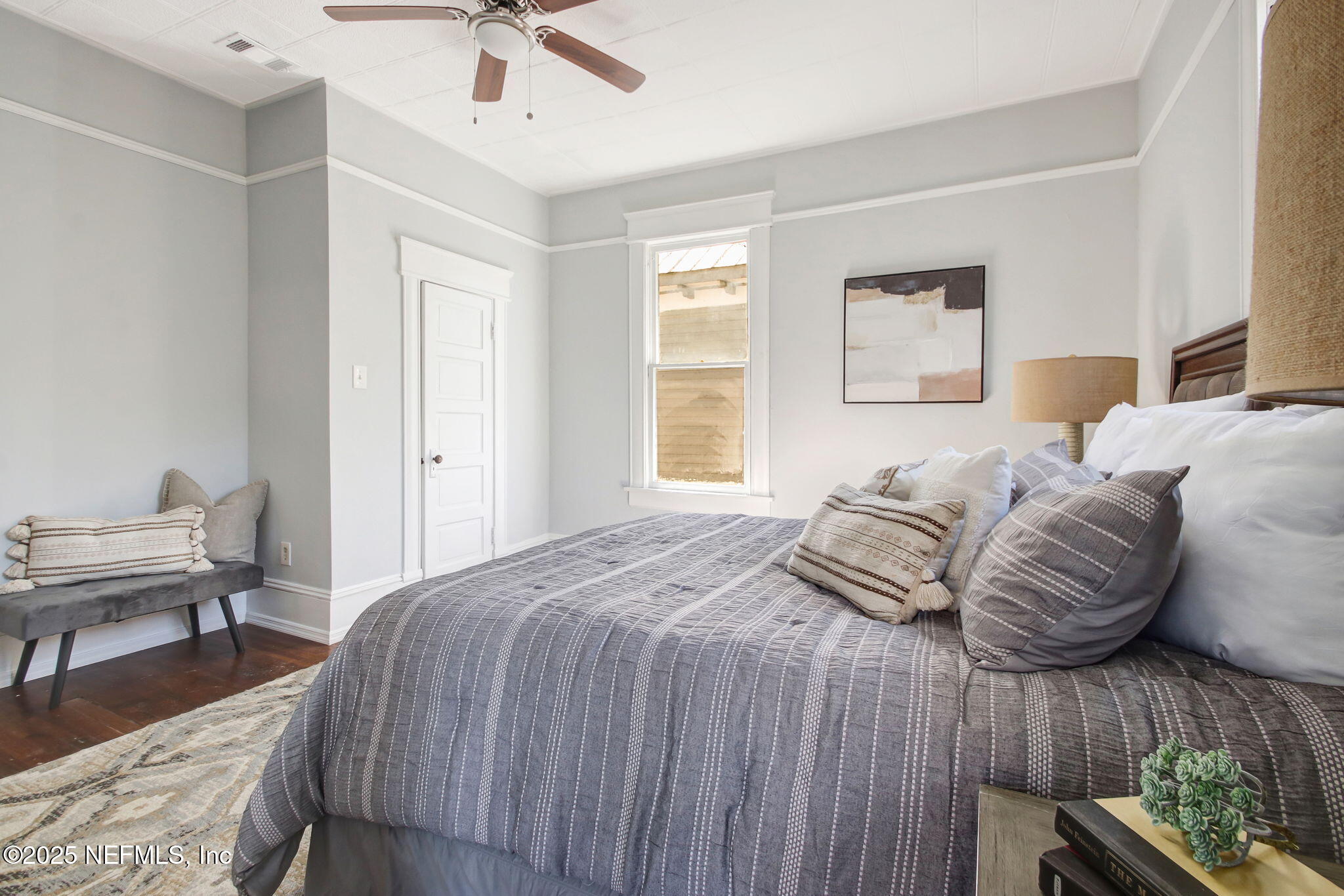 1721 N LIBERTY Street