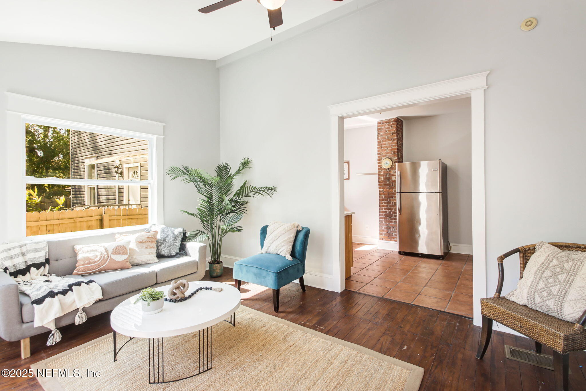 1721 N LIBERTY Street